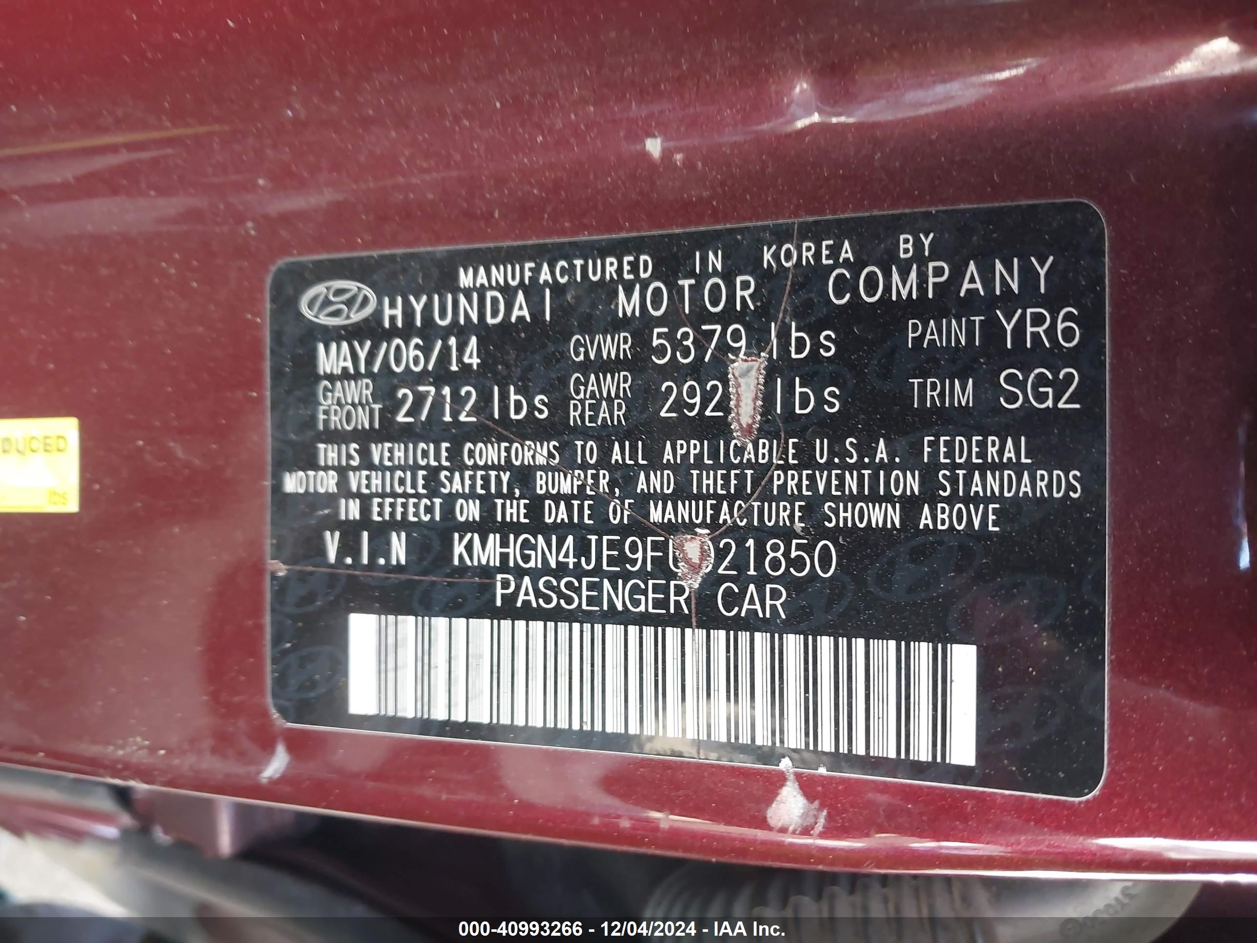 HYUNDAI GENESIS image 9