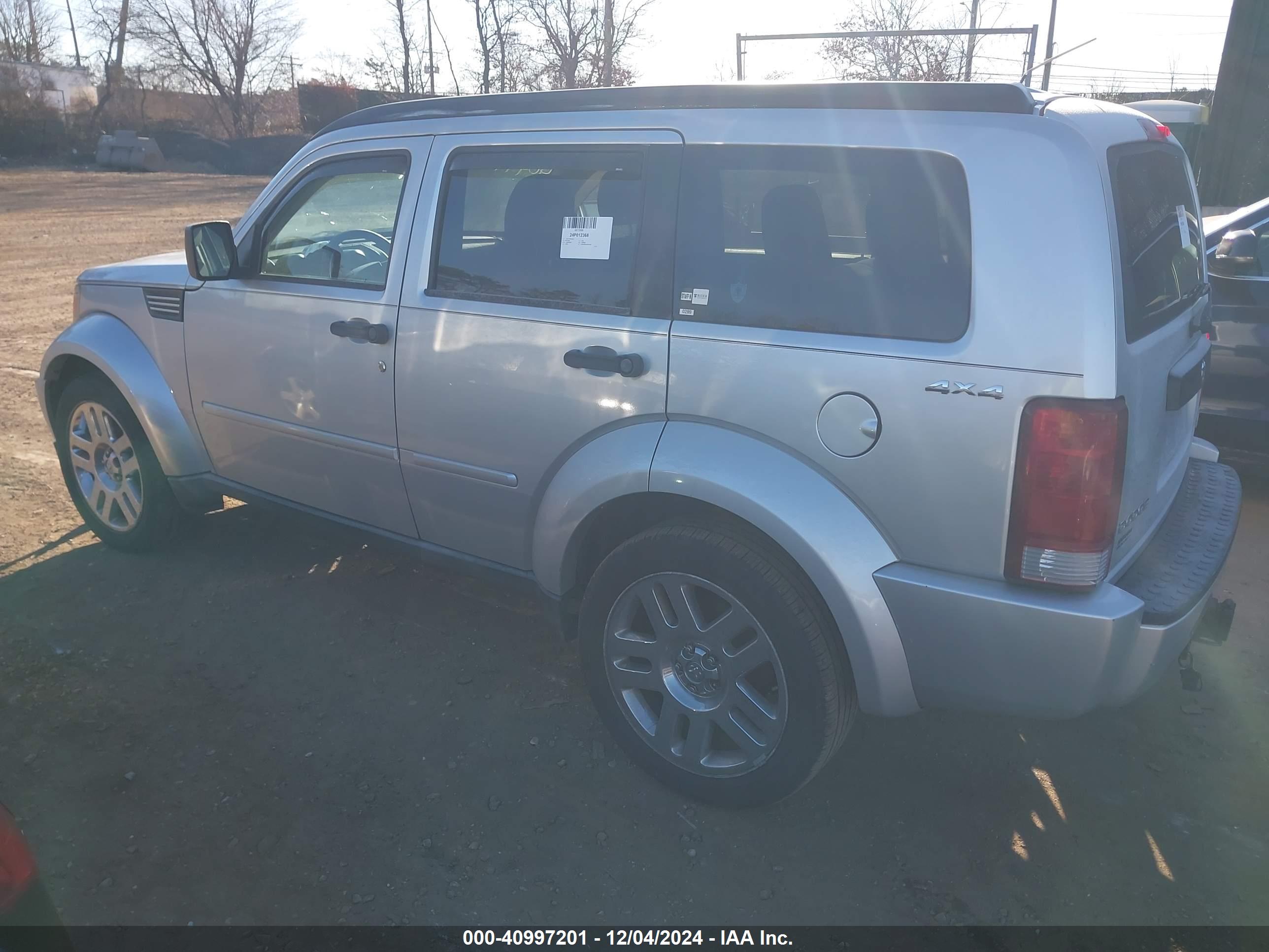 DODGE NITRO image 3