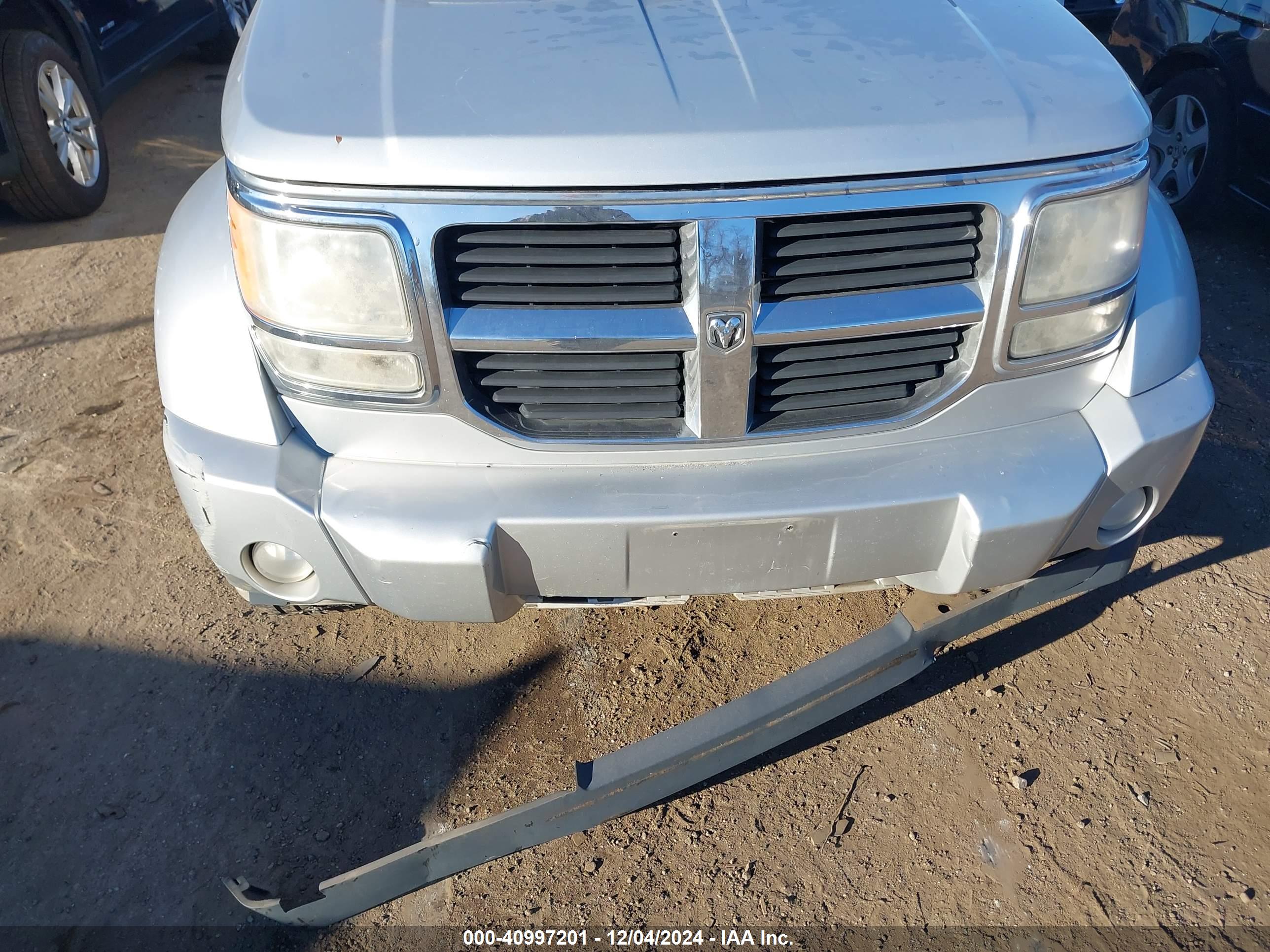 DODGE NITRO image 6