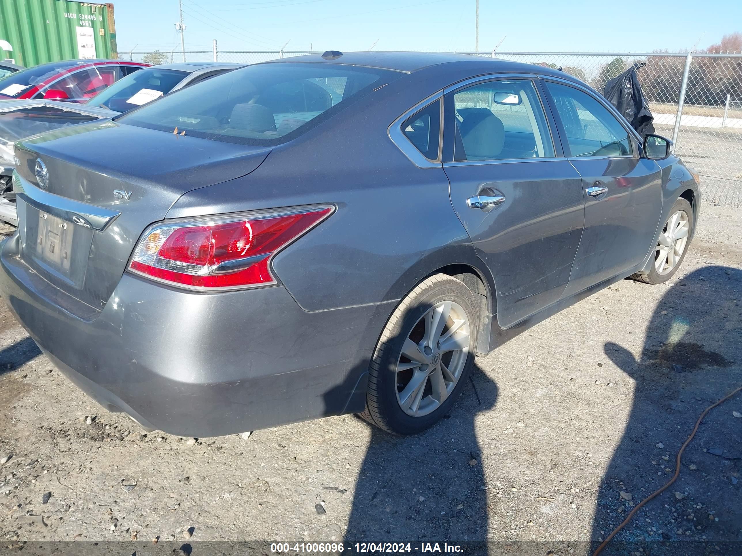 NISSAN ALTIMA image 4