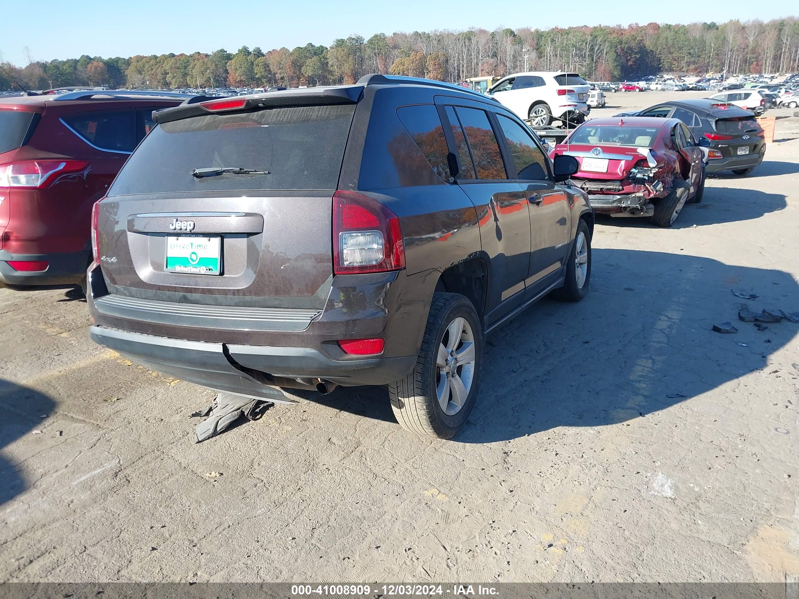 JEEP COMPASS image 4