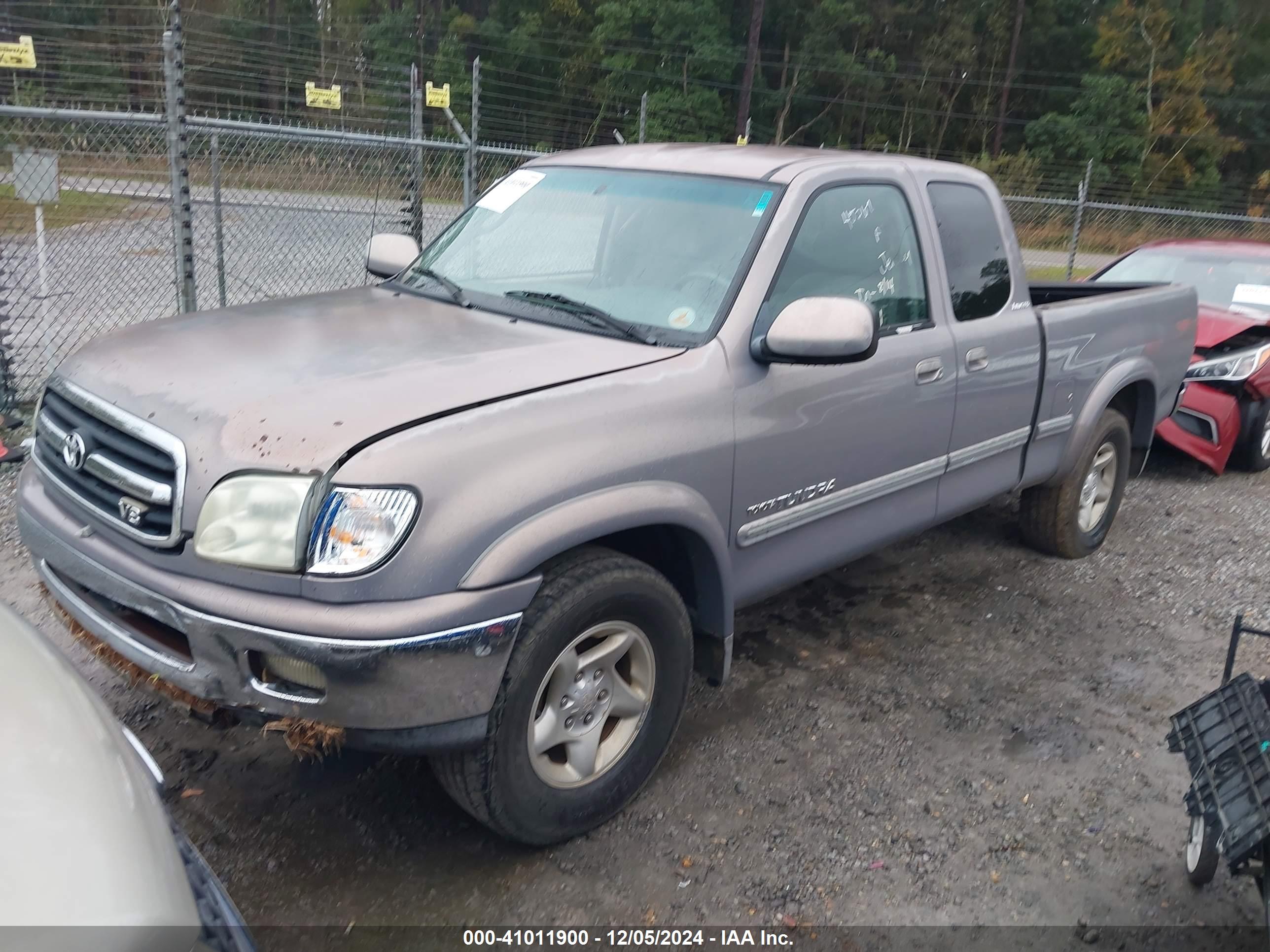 TOYOTA TUNDRA image 2