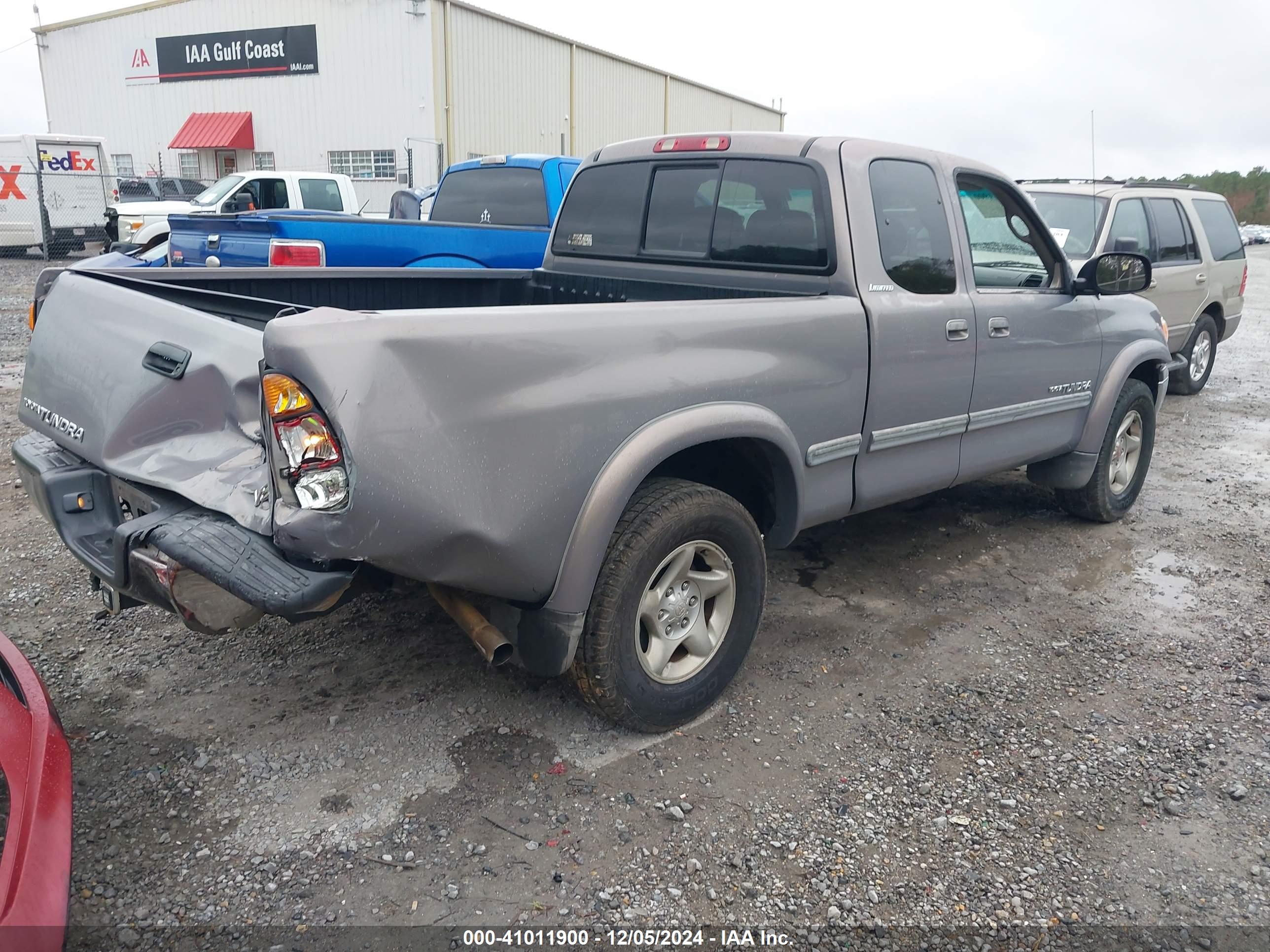 TOYOTA TUNDRA image 4