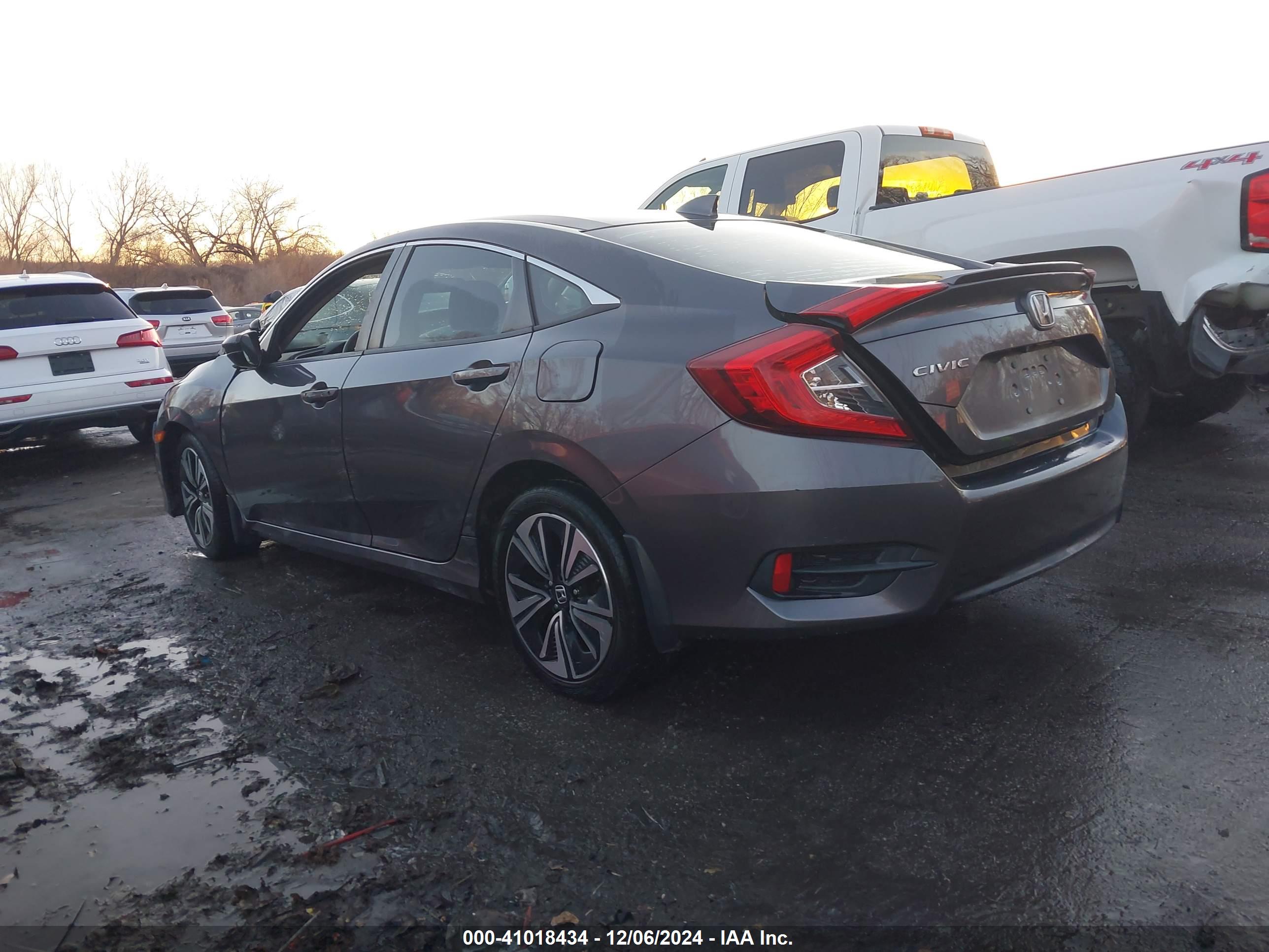 HONDA CIVIC image 3
