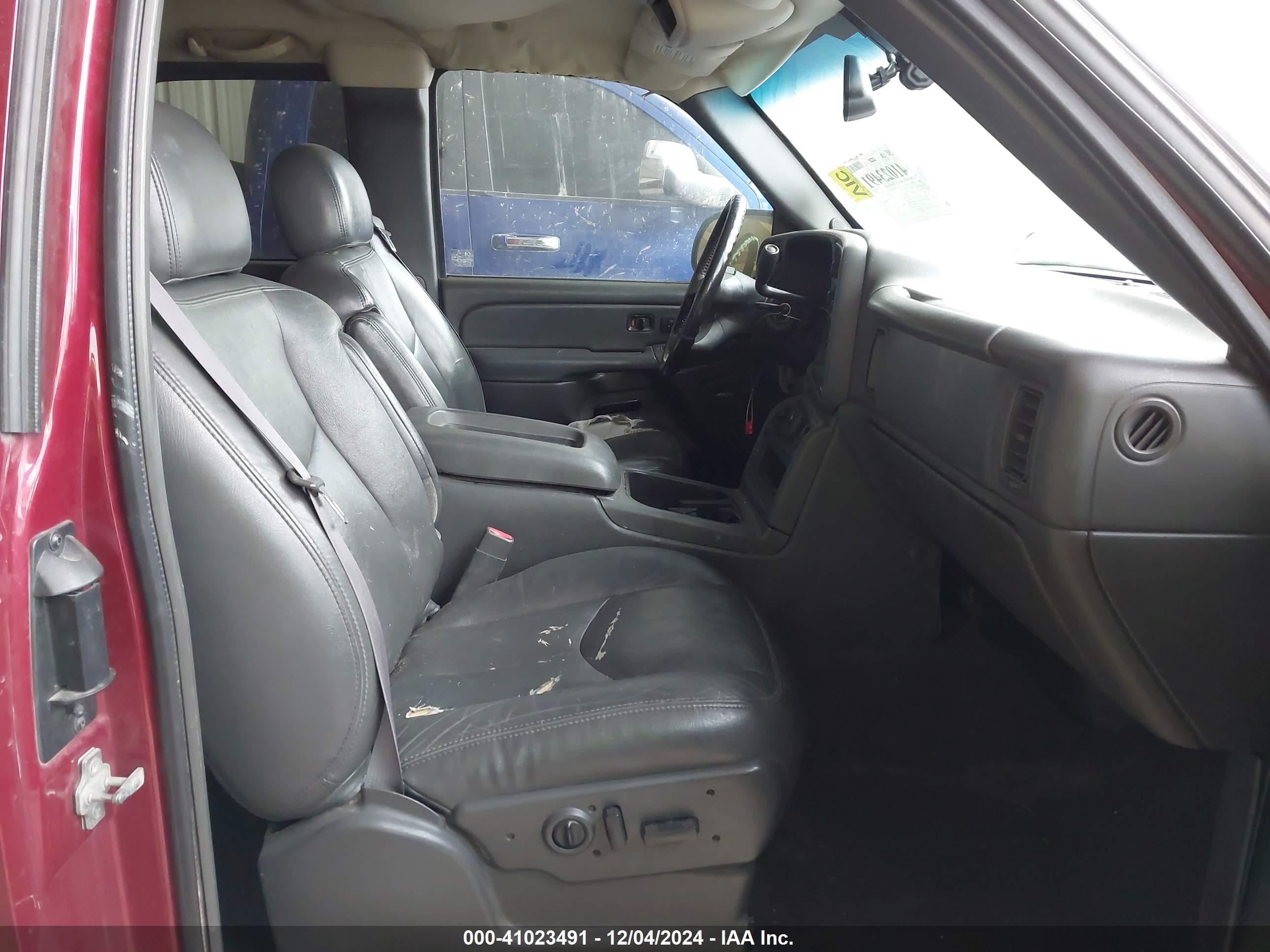 CHEVROLET SILVERADO image 5