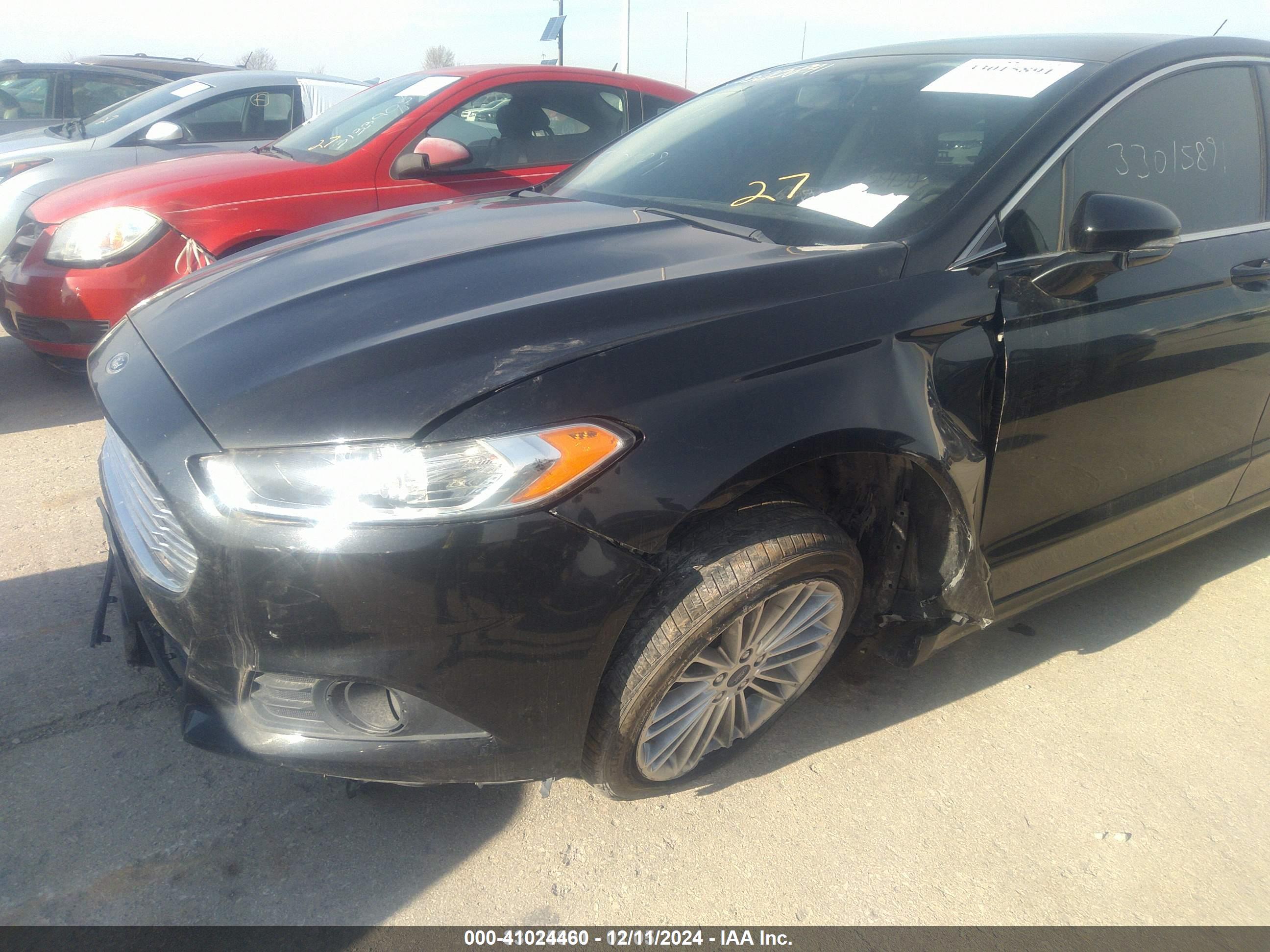FORD FUSION image 6