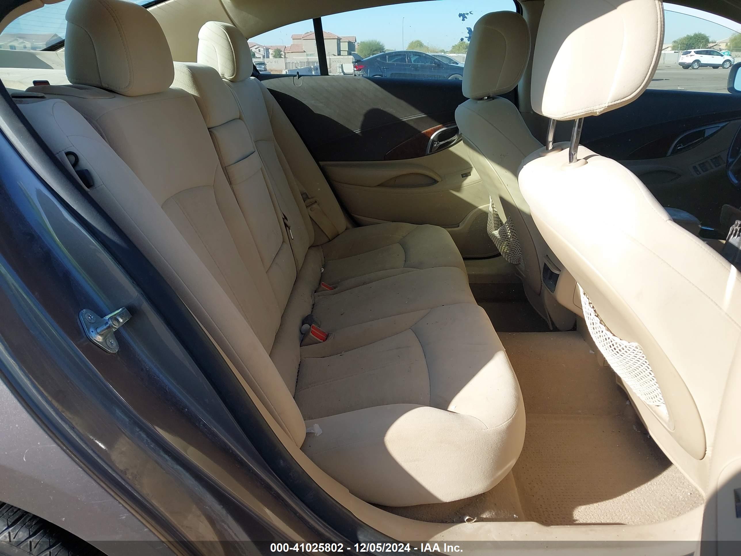 BUICK LACROSSE image 8