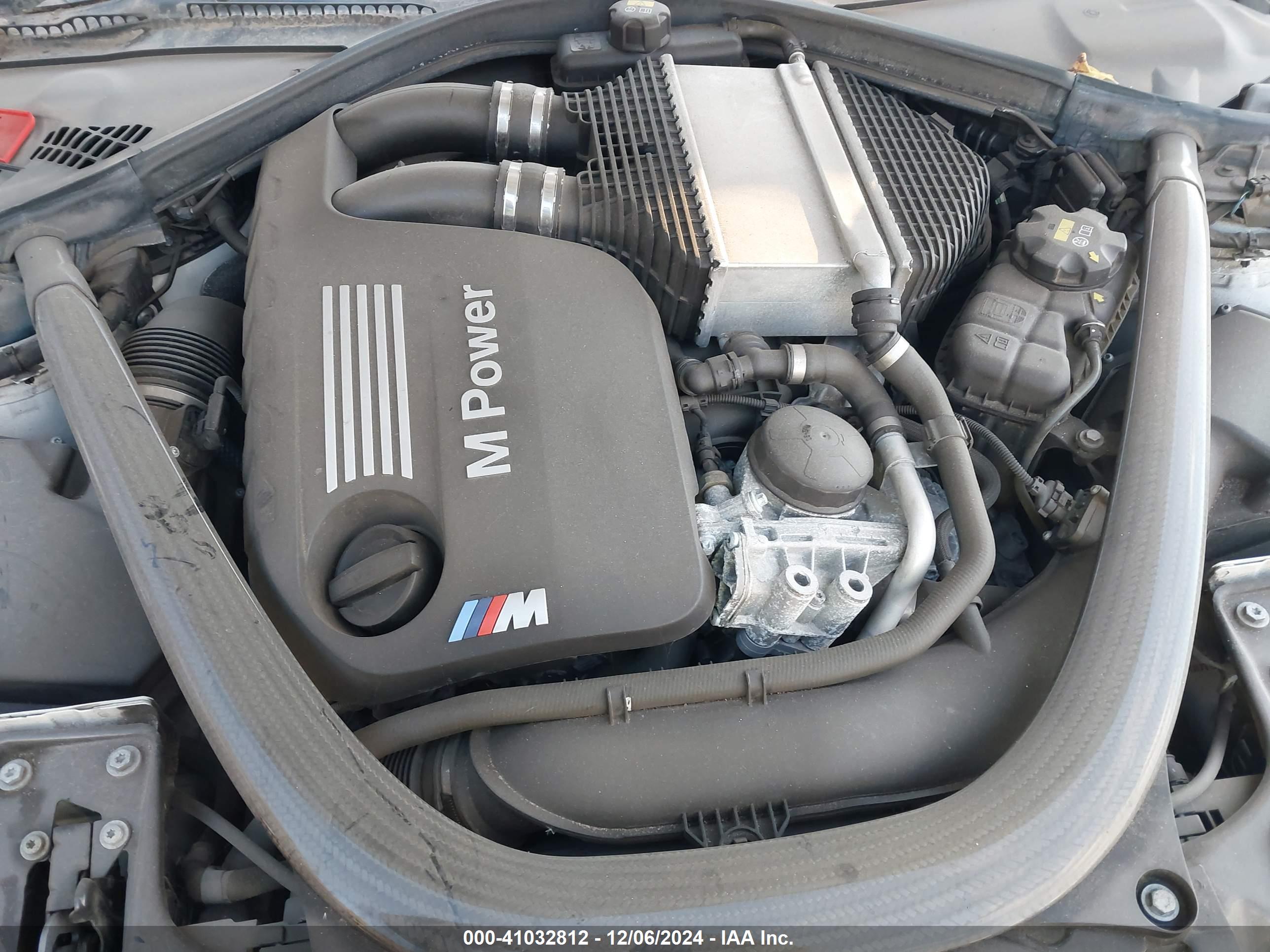BMW M4 image 10