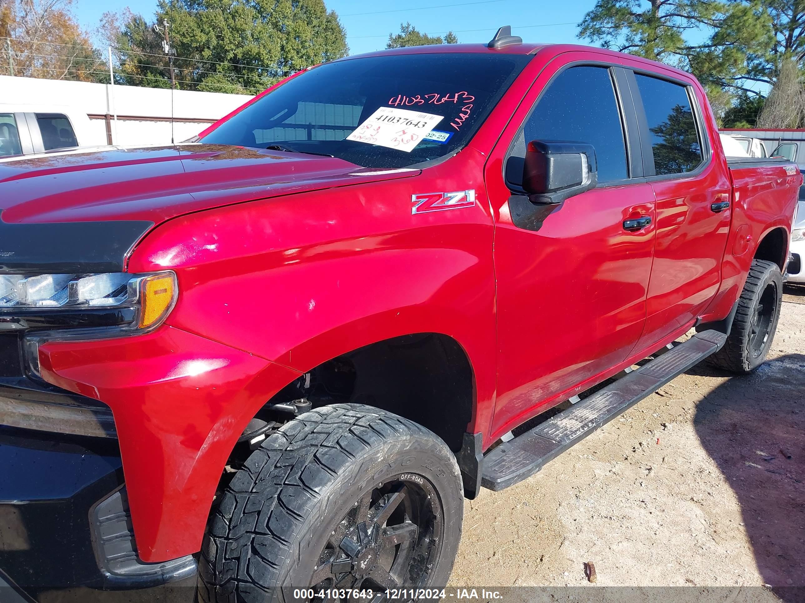 CHEVROLET SILVERADO image 6