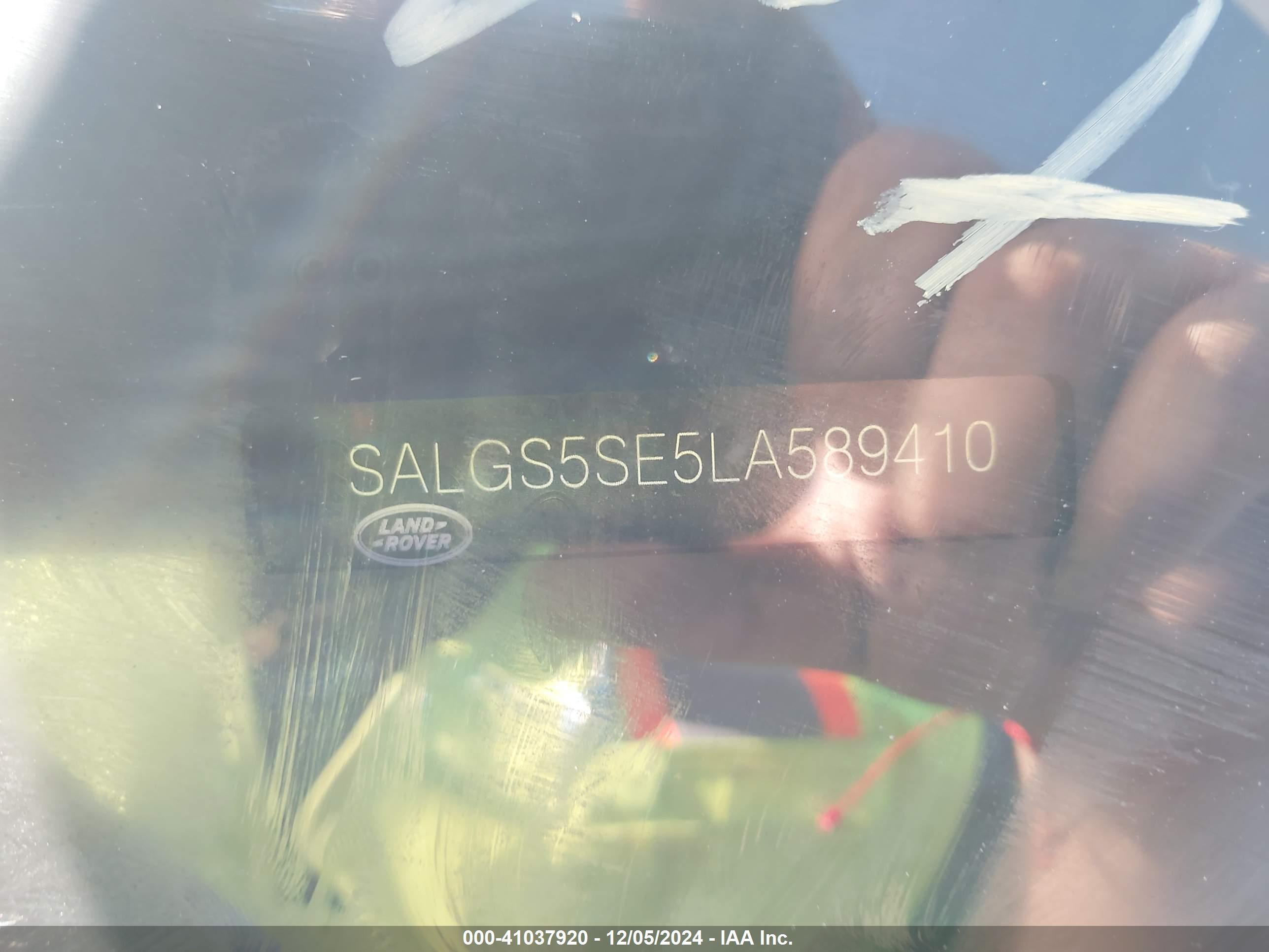 LAND ROVER image 9