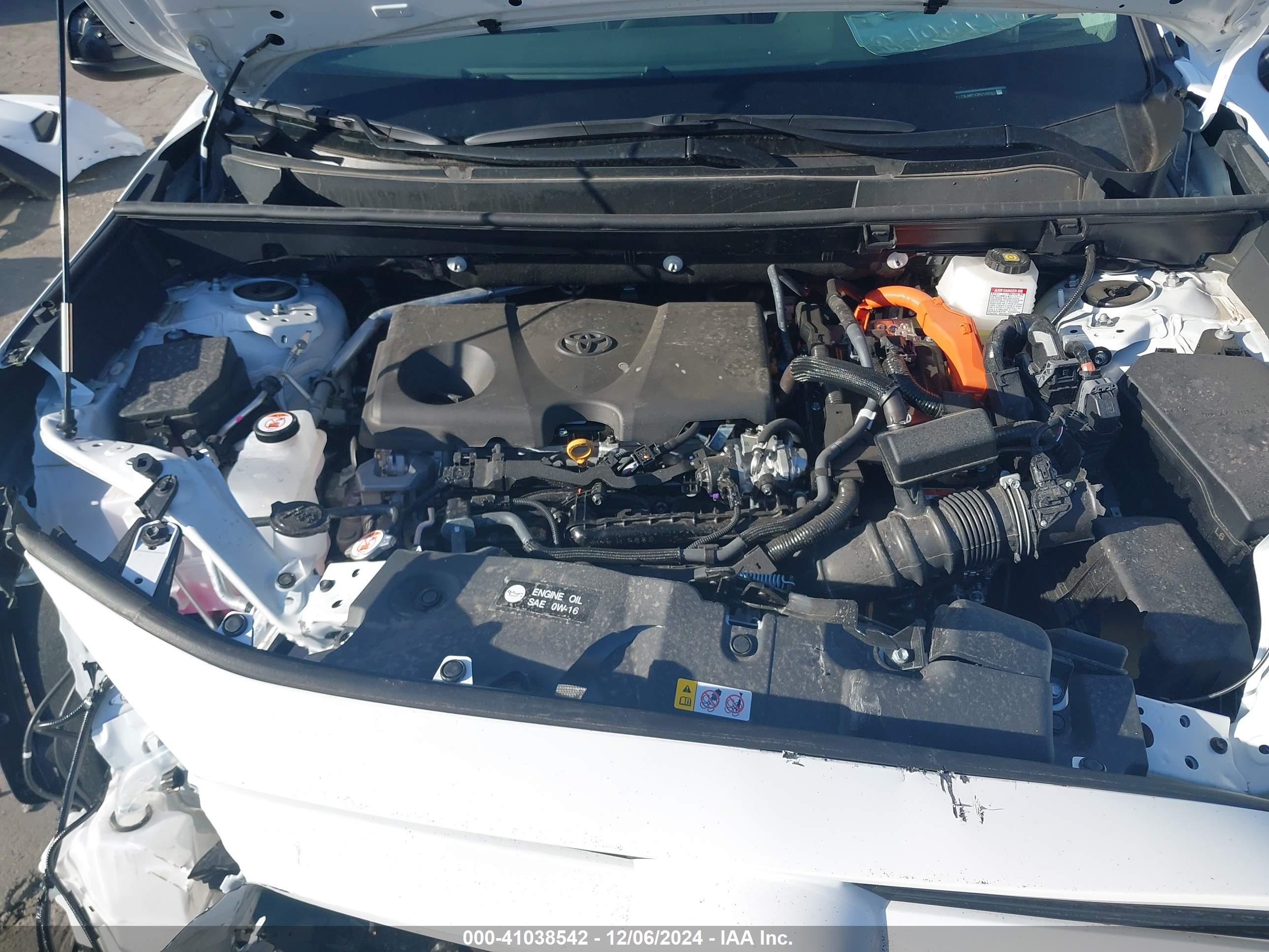 TOYOTA RAV4 image 10