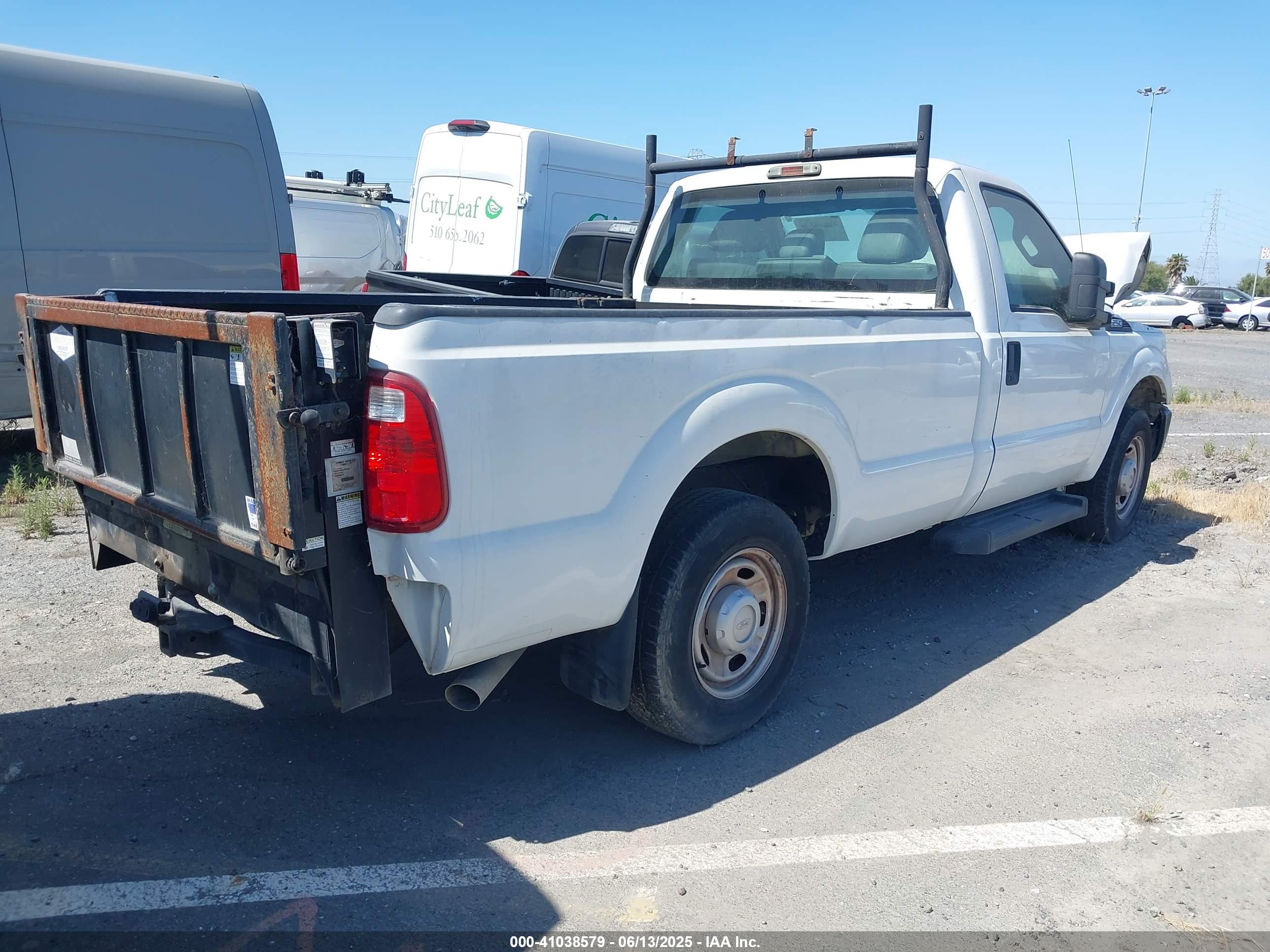 FORD F-250 image 4