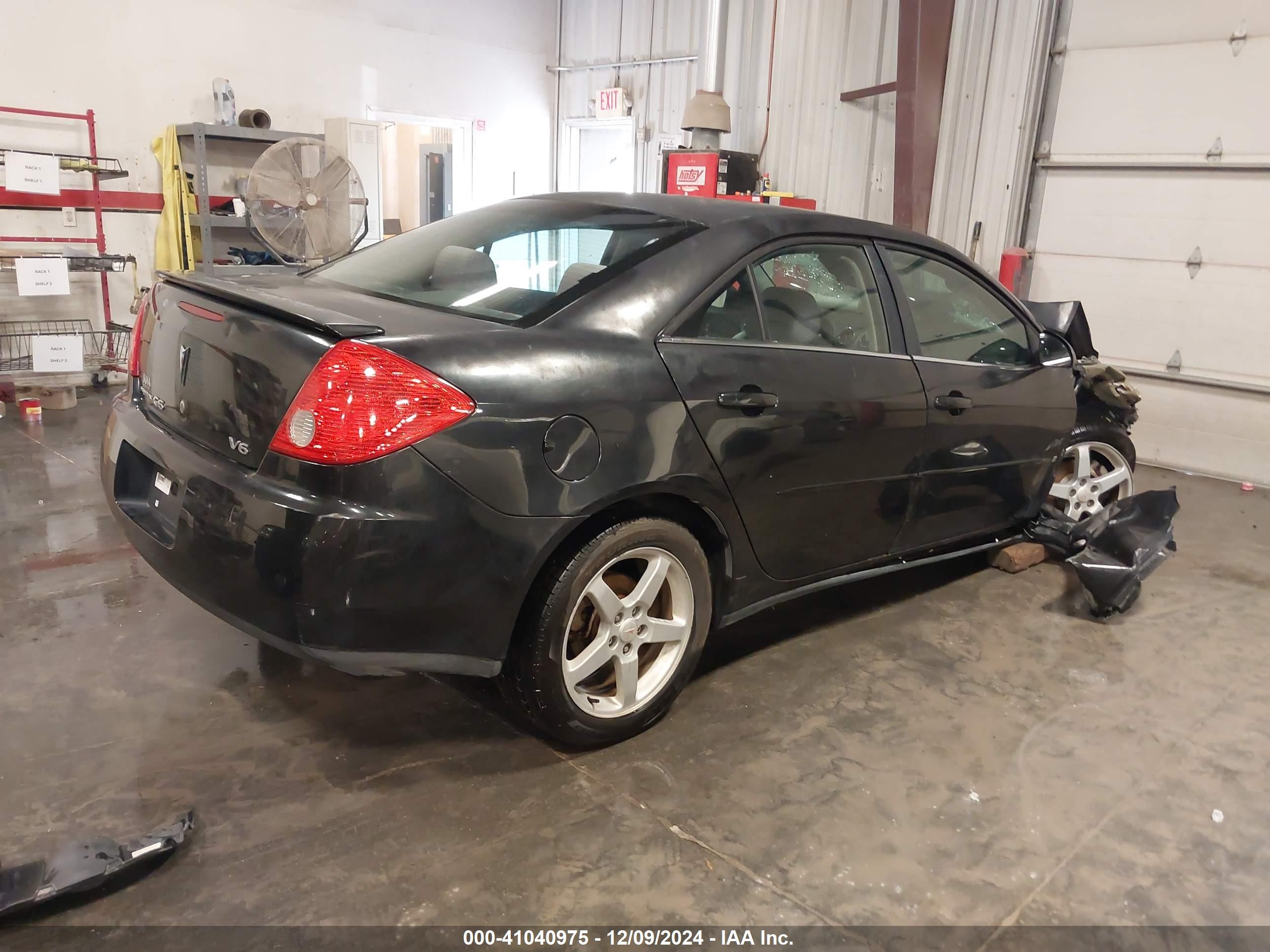 PONTIAC G6 image 4