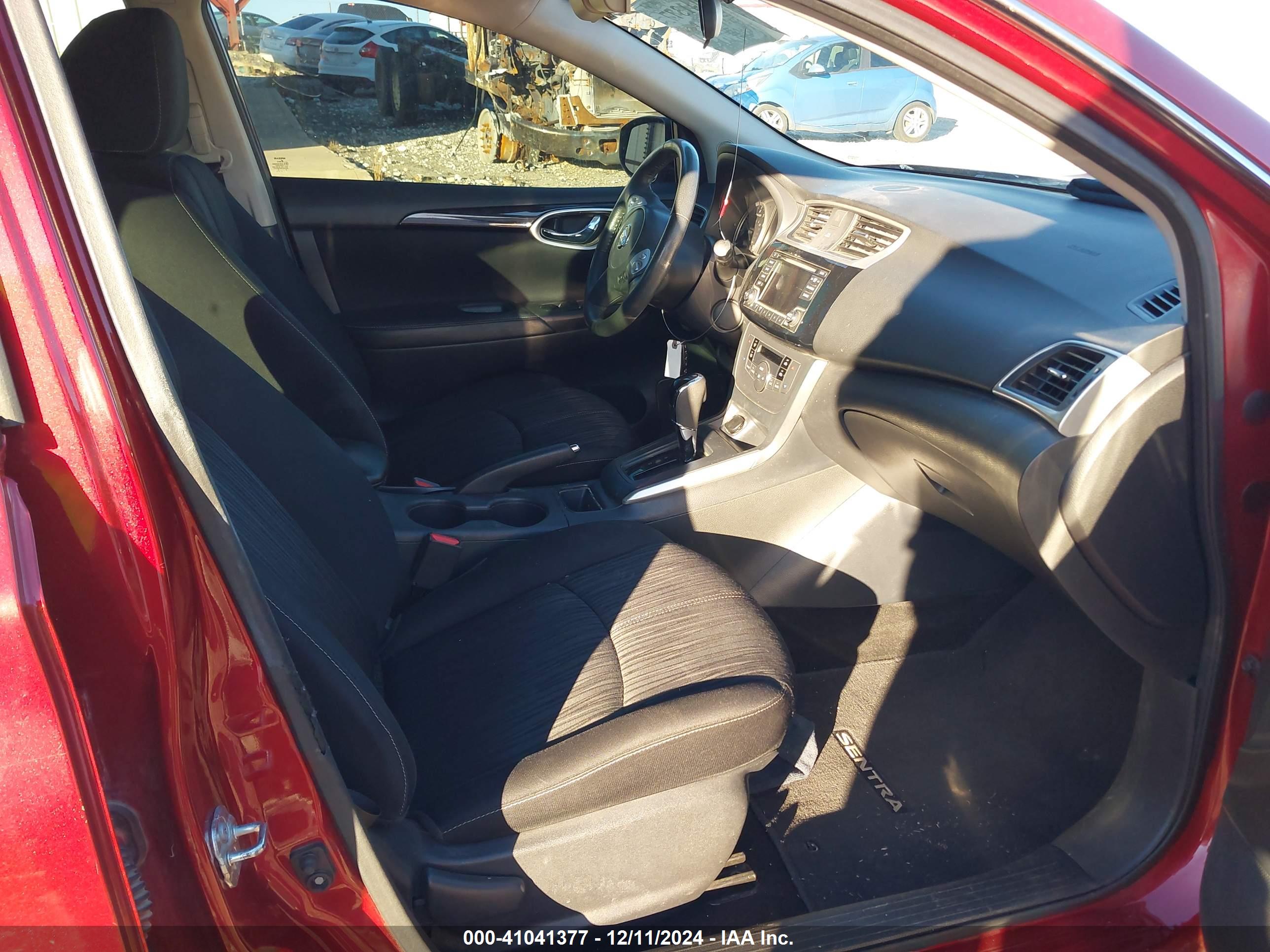NISSAN SENTRA image 5