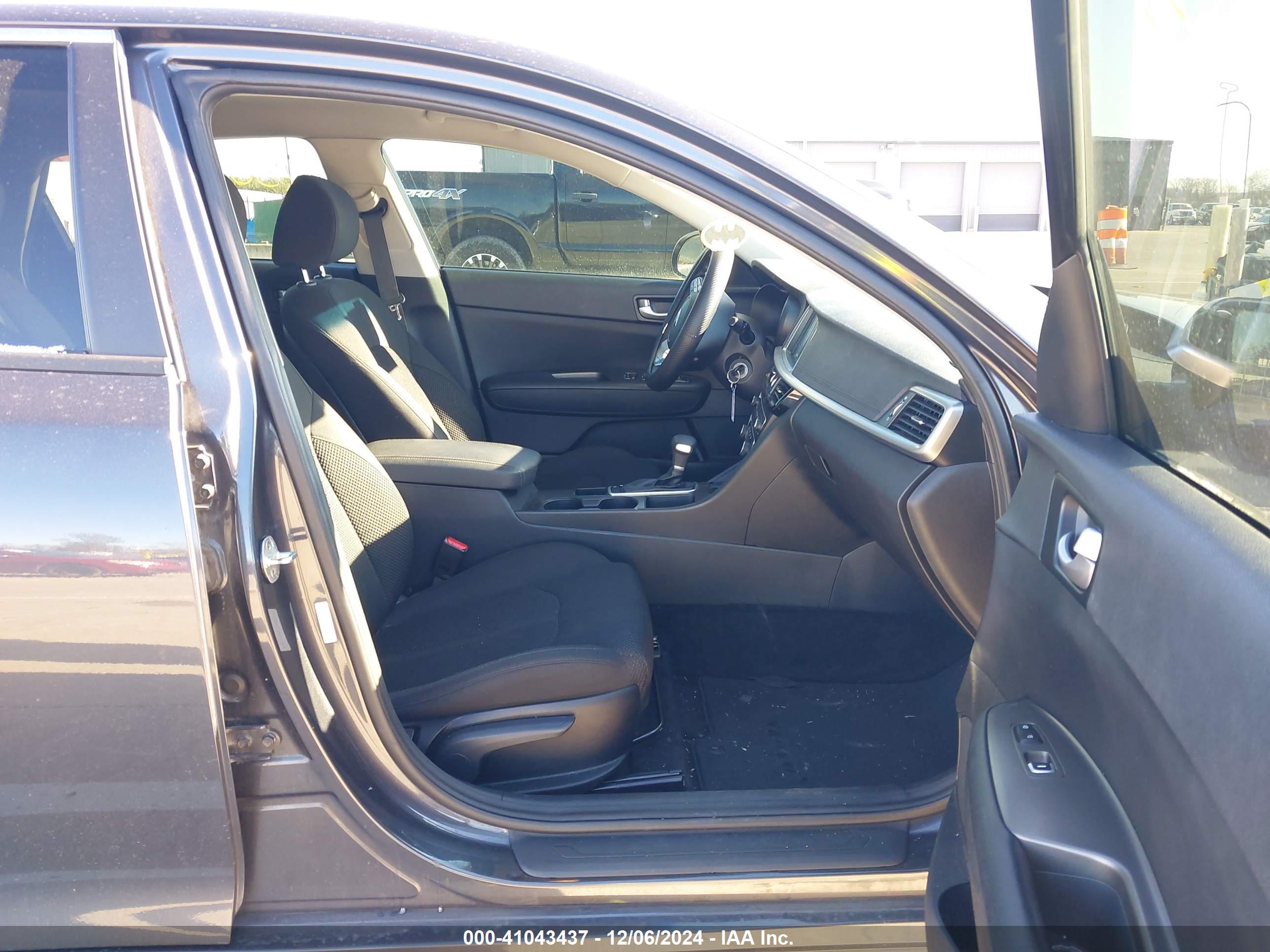 KIA OPTIMA image 5