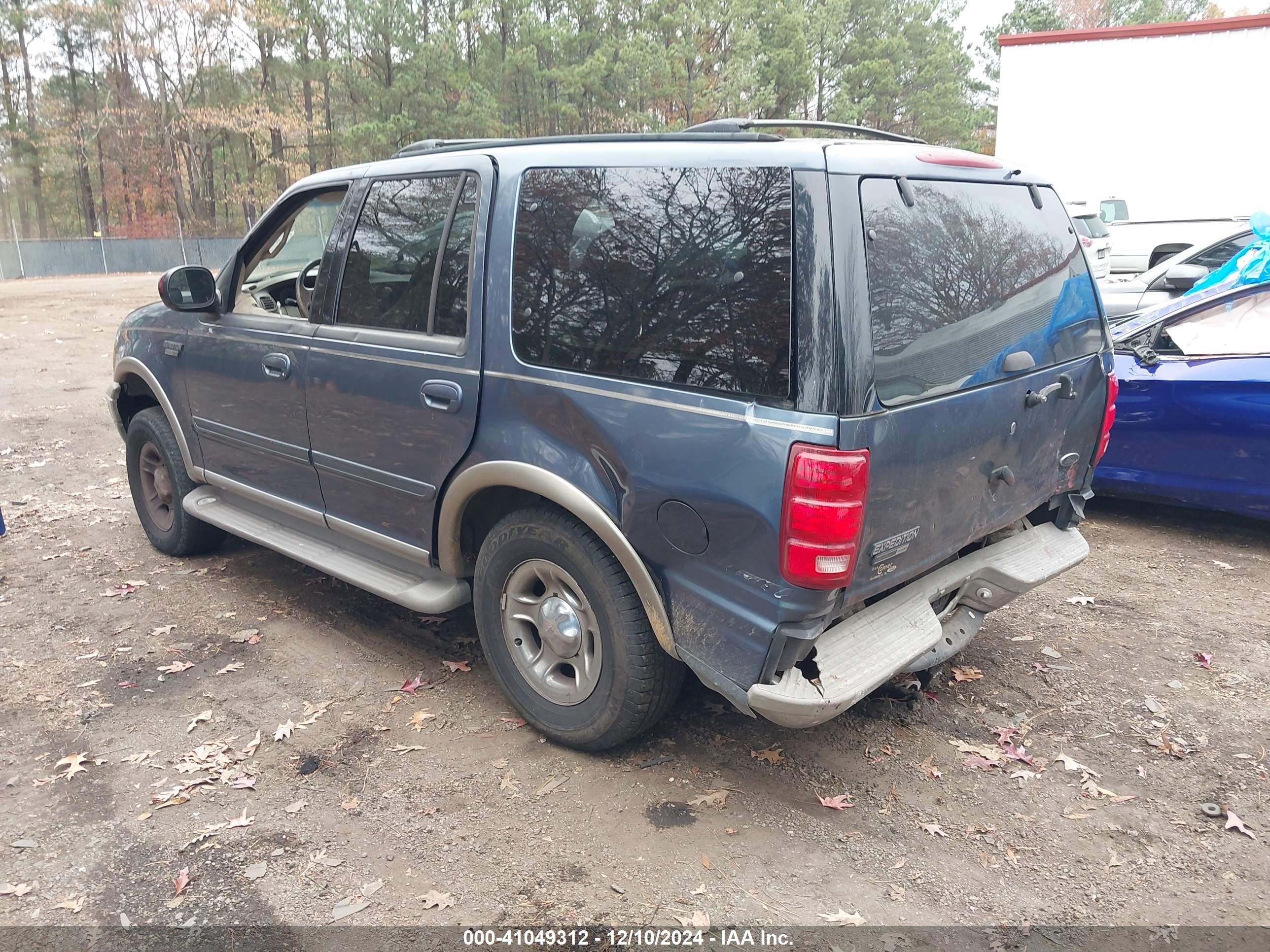 FORD EXPEDITION image 3