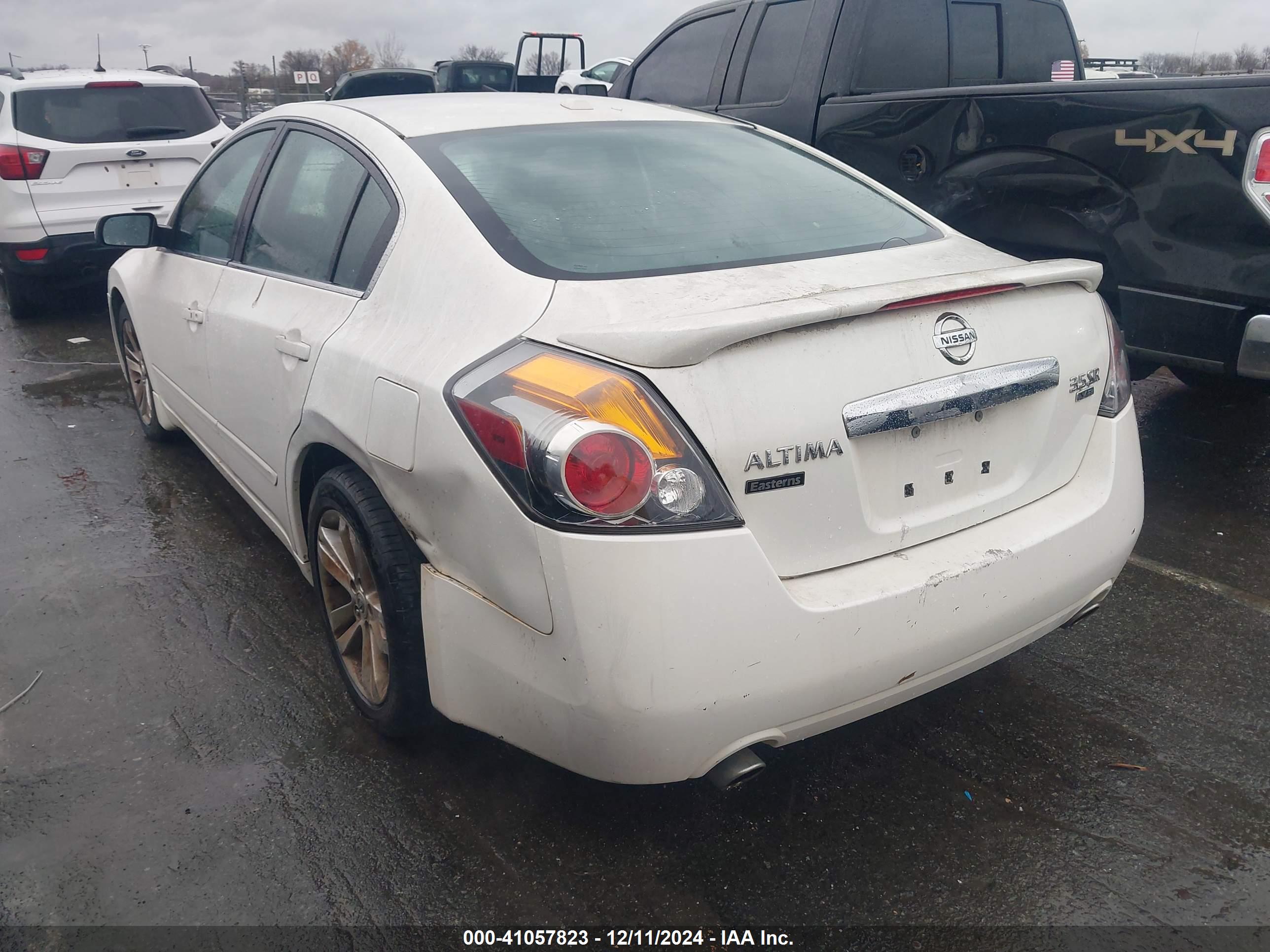 NISSAN ALTIMA image 3