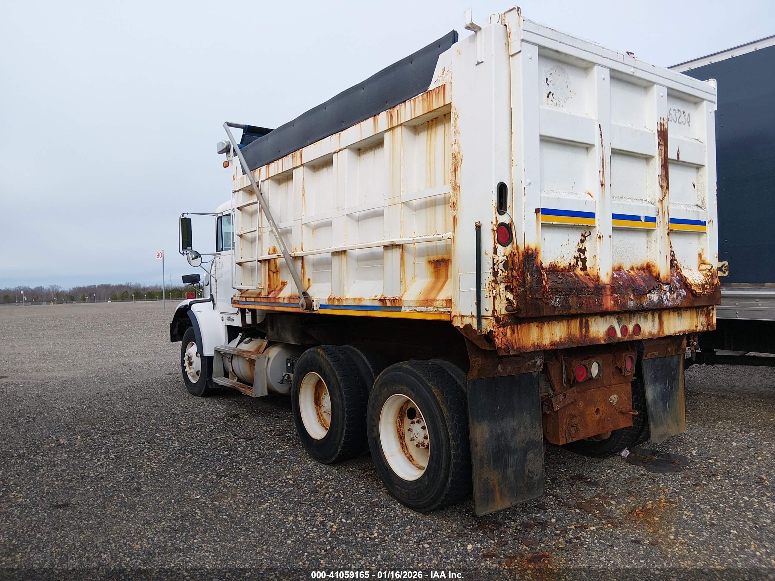FREIGHTLINER CONVENTIONAL image 3