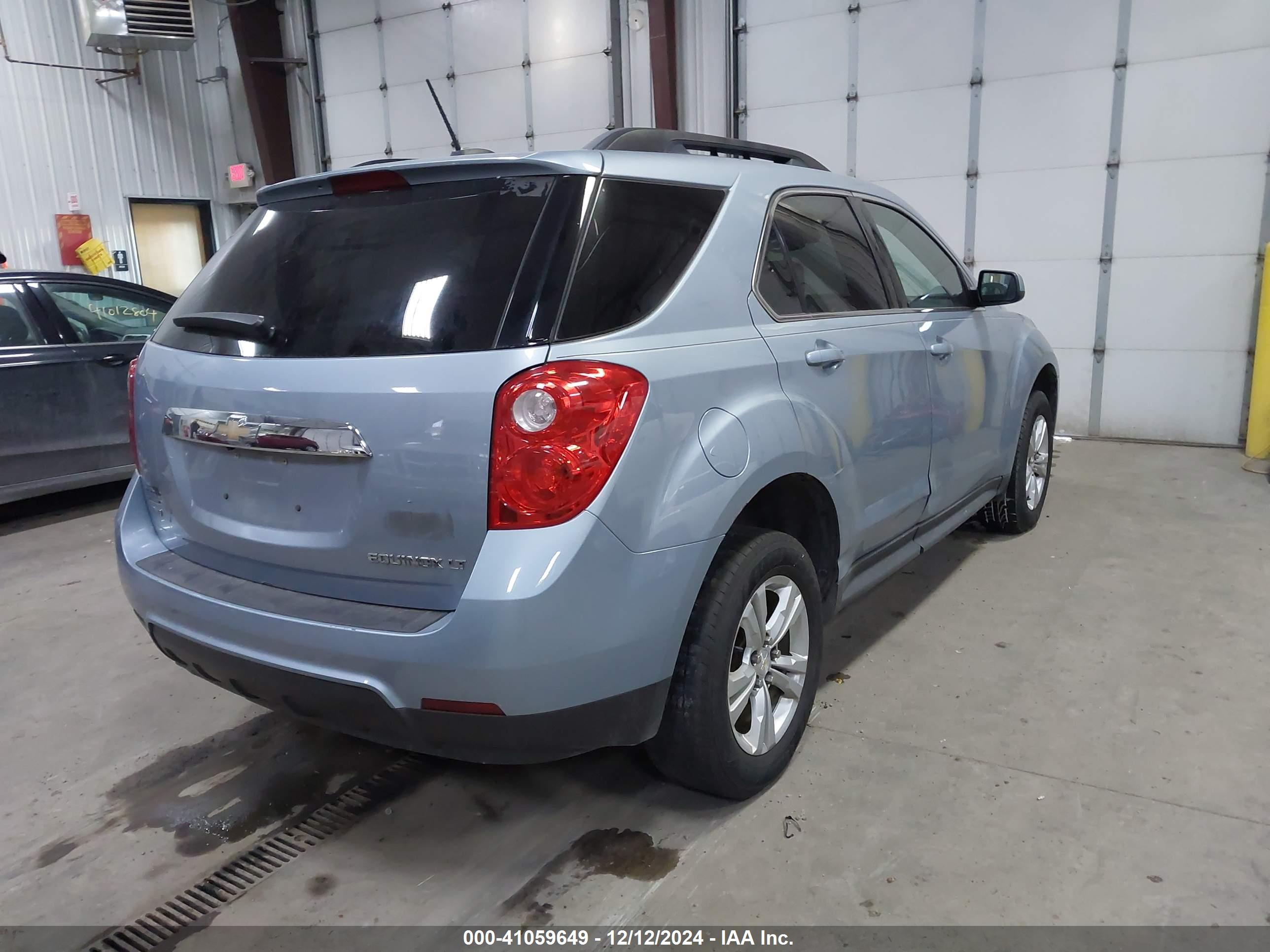 CHEVROLET EQUINOX image 4