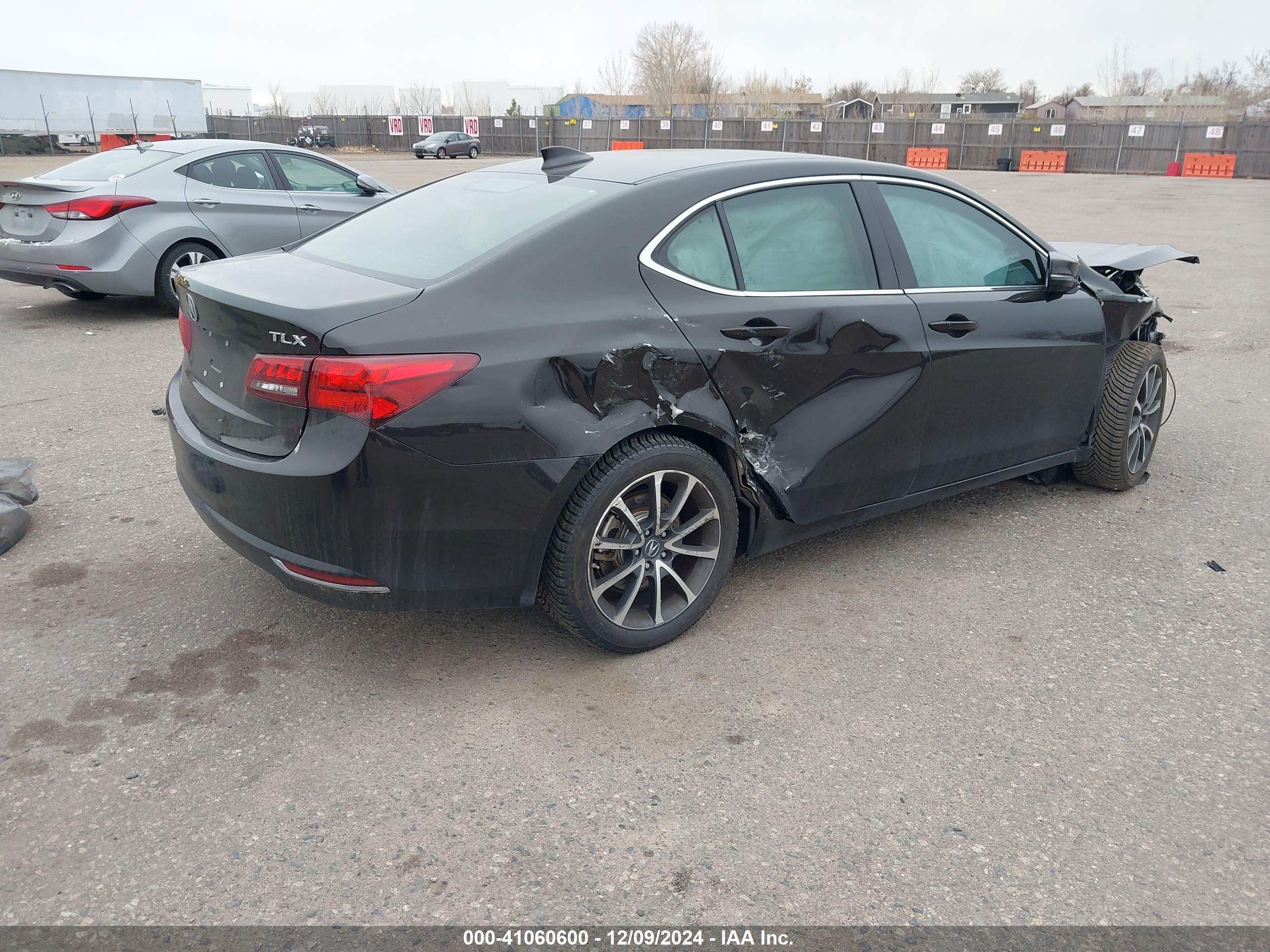 ACURA TLX image 4