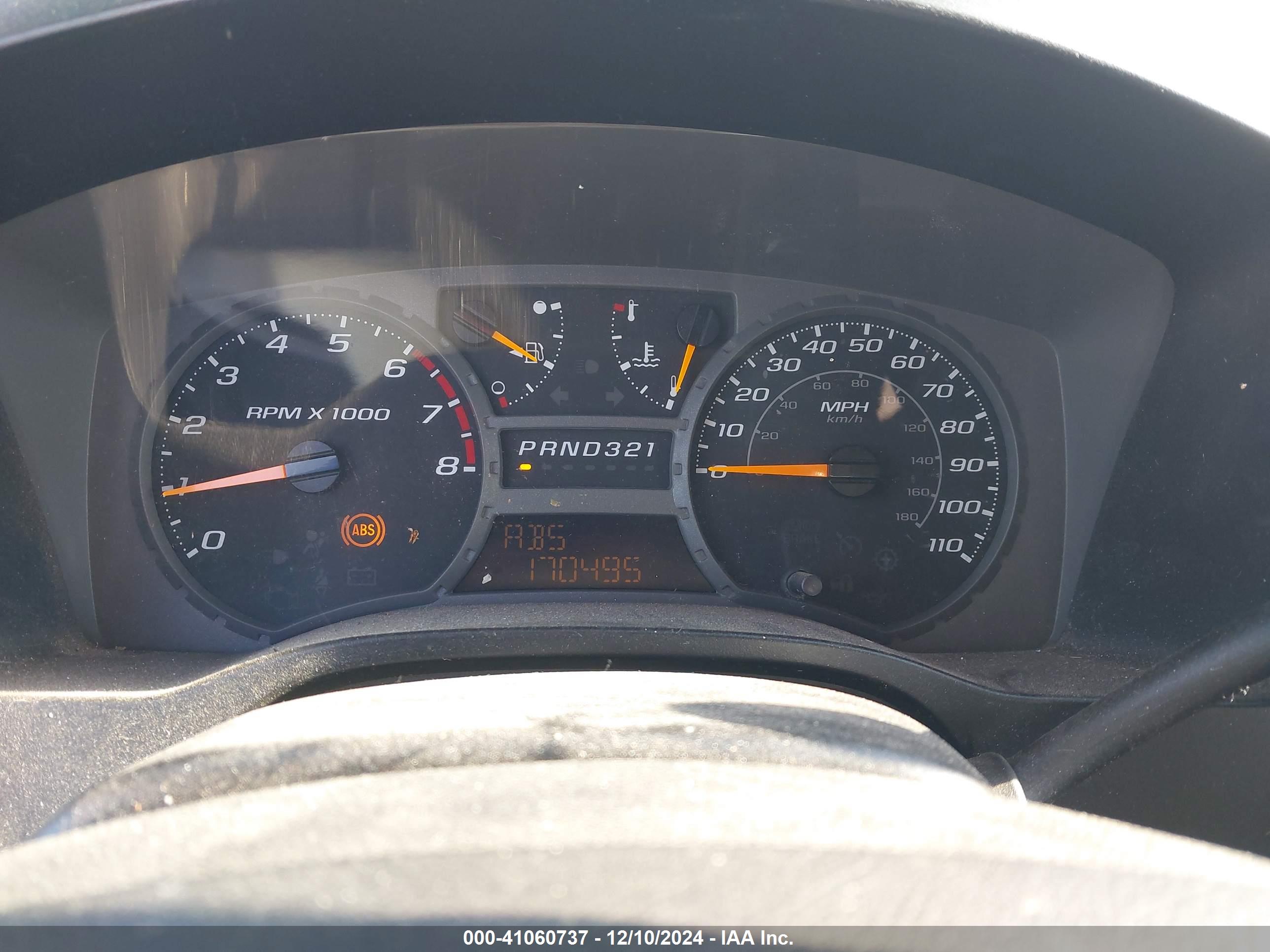 CHEVROLET COLORADO image 7