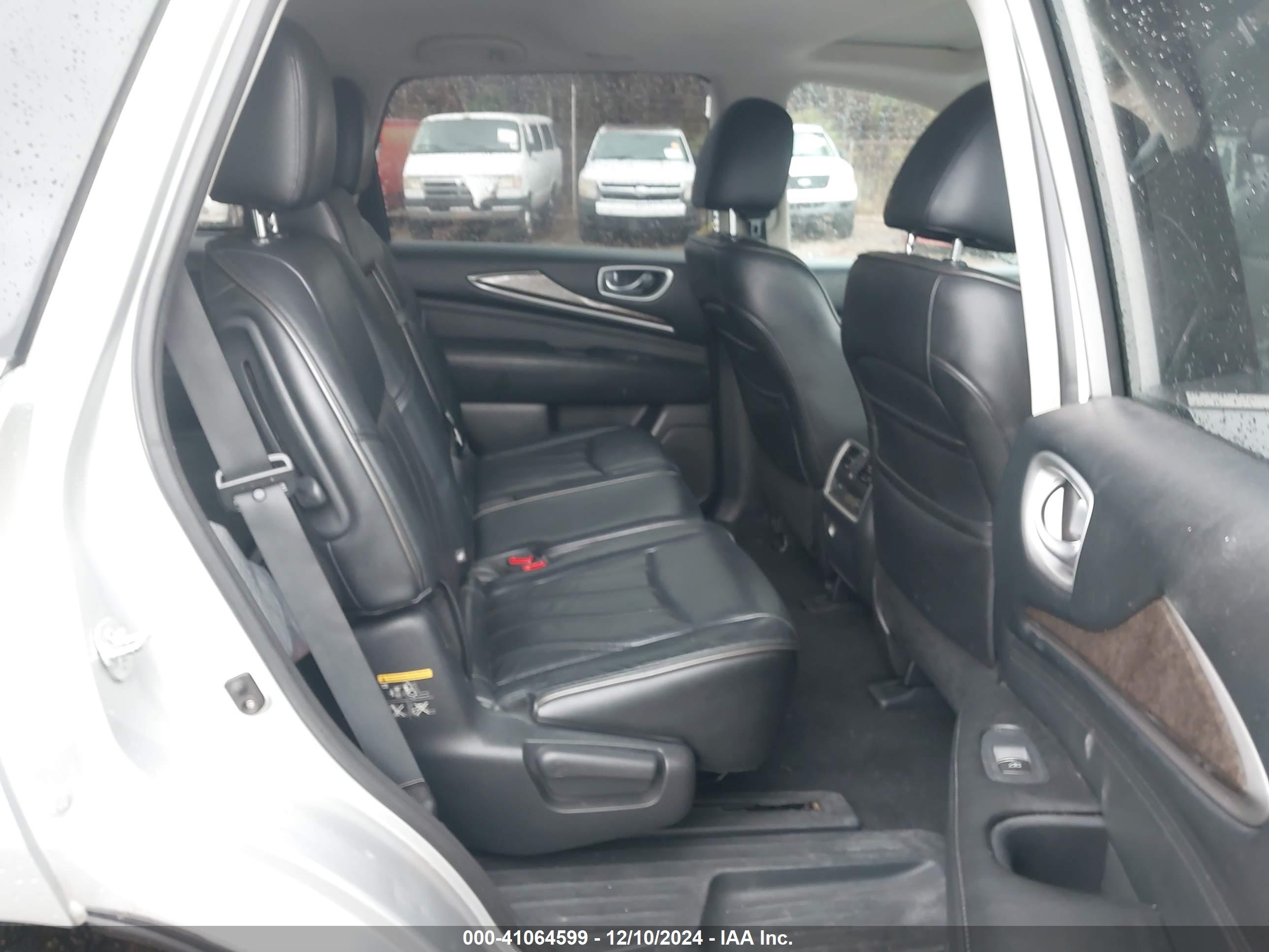 INFINITI QX60 image 8