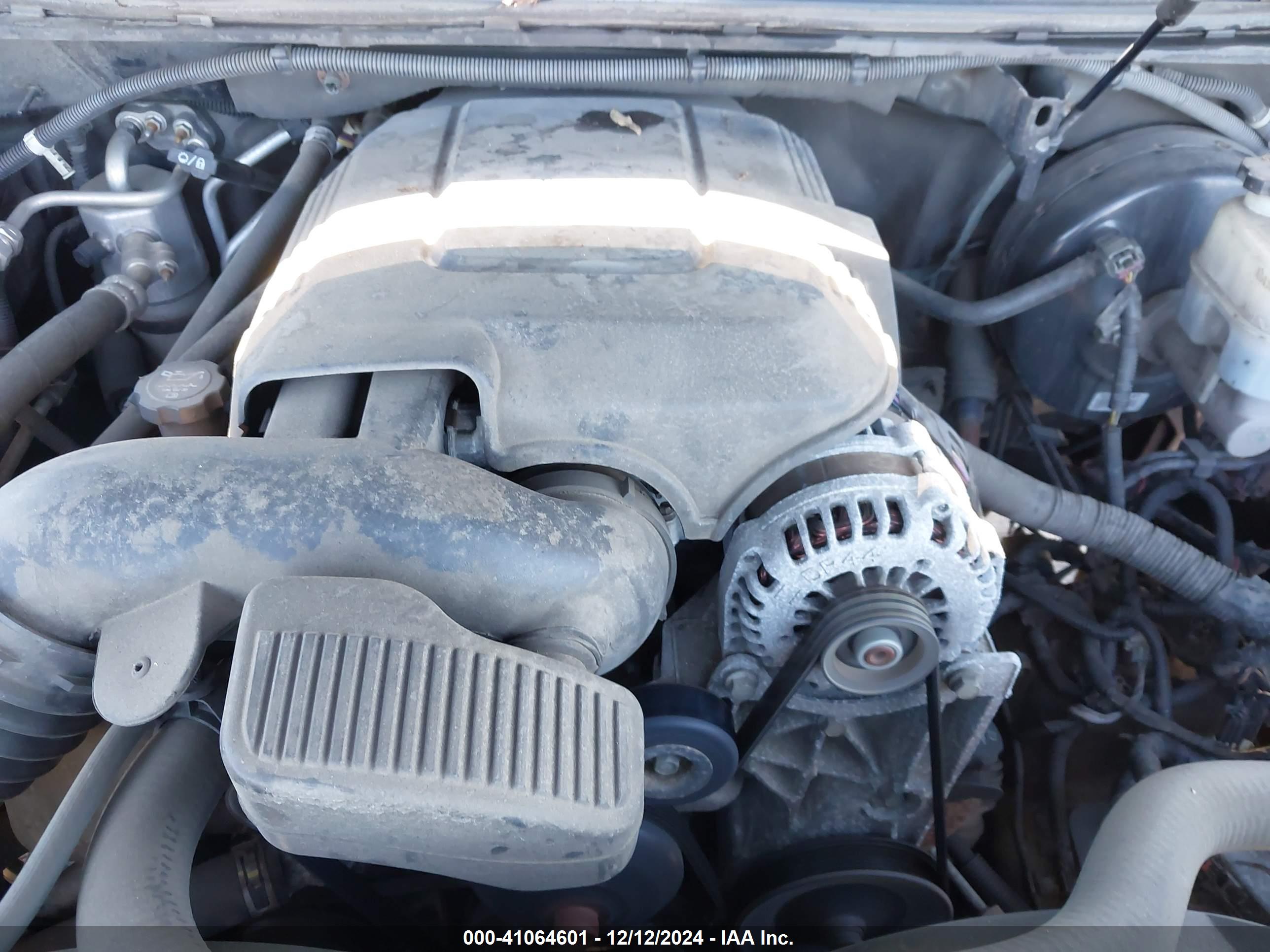 CHEVROLET TAHOE image 10