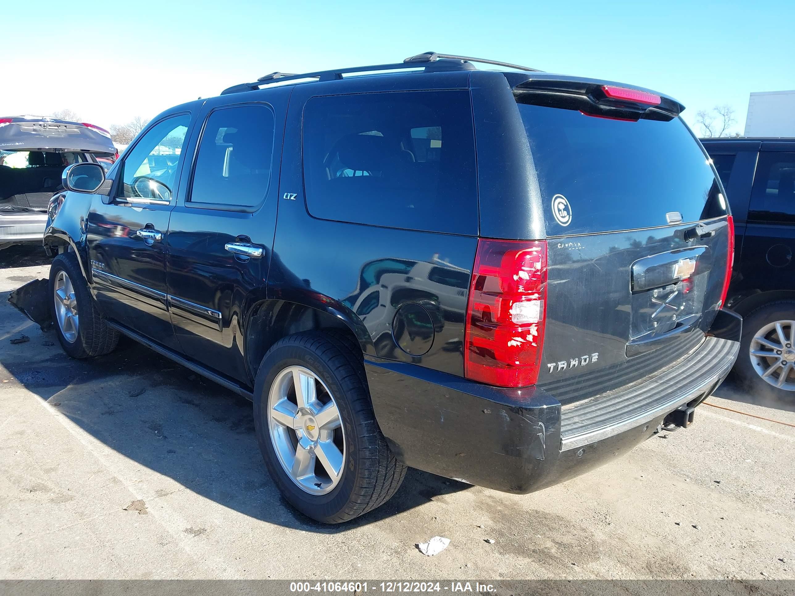 CHEVROLET TAHOE image 3