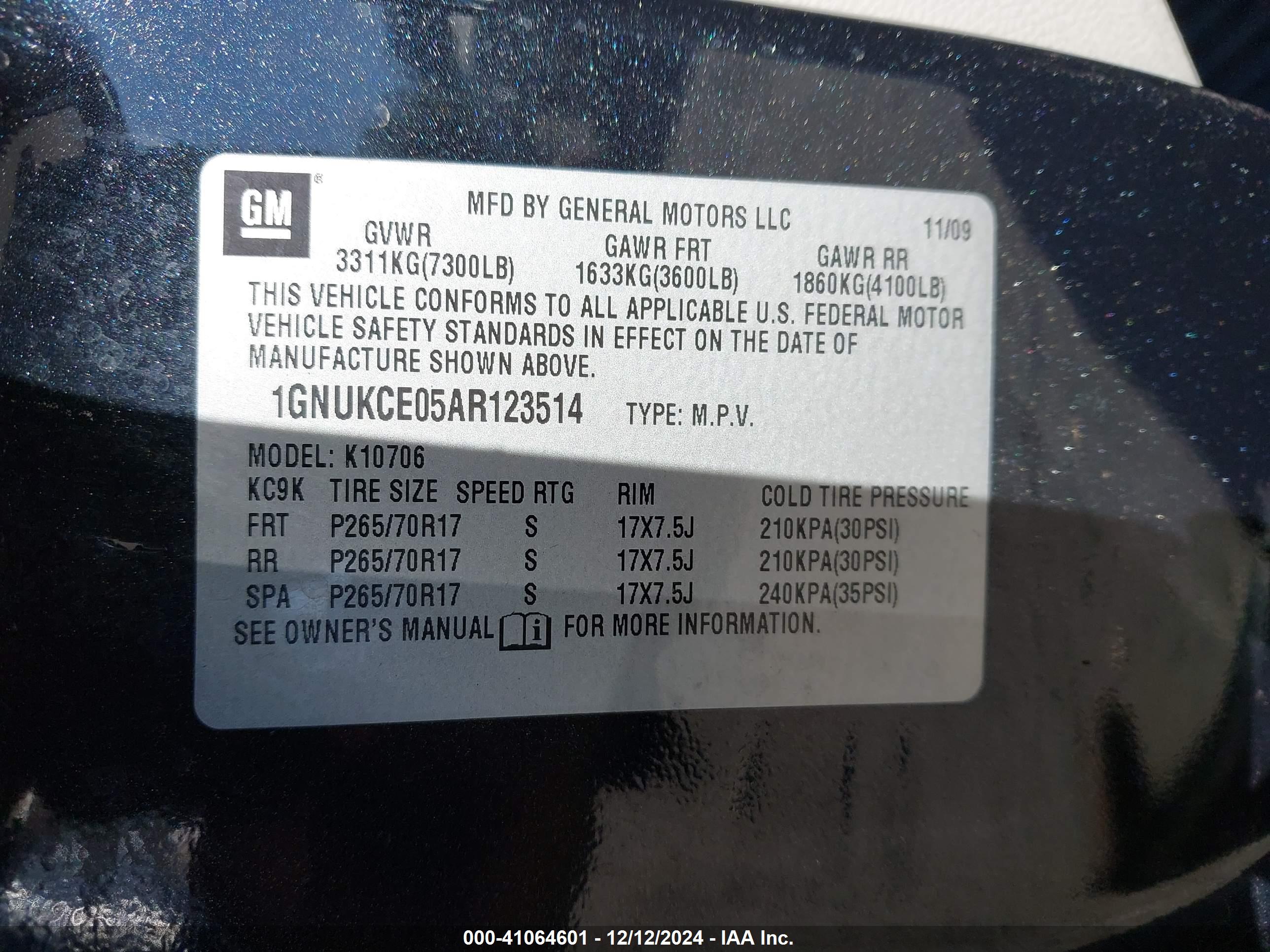 CHEVROLET TAHOE image 9