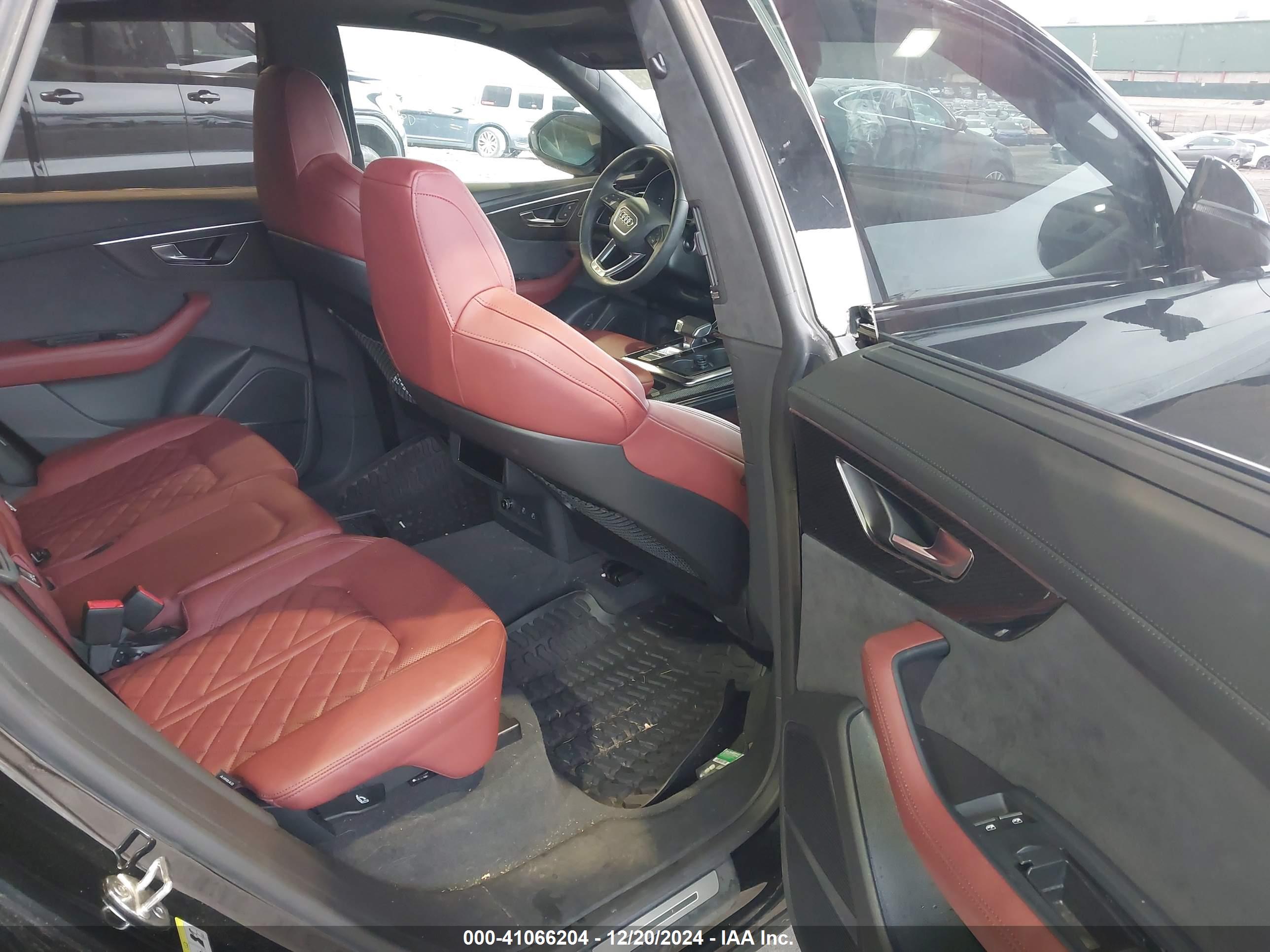 AUDI SQ8 image 8