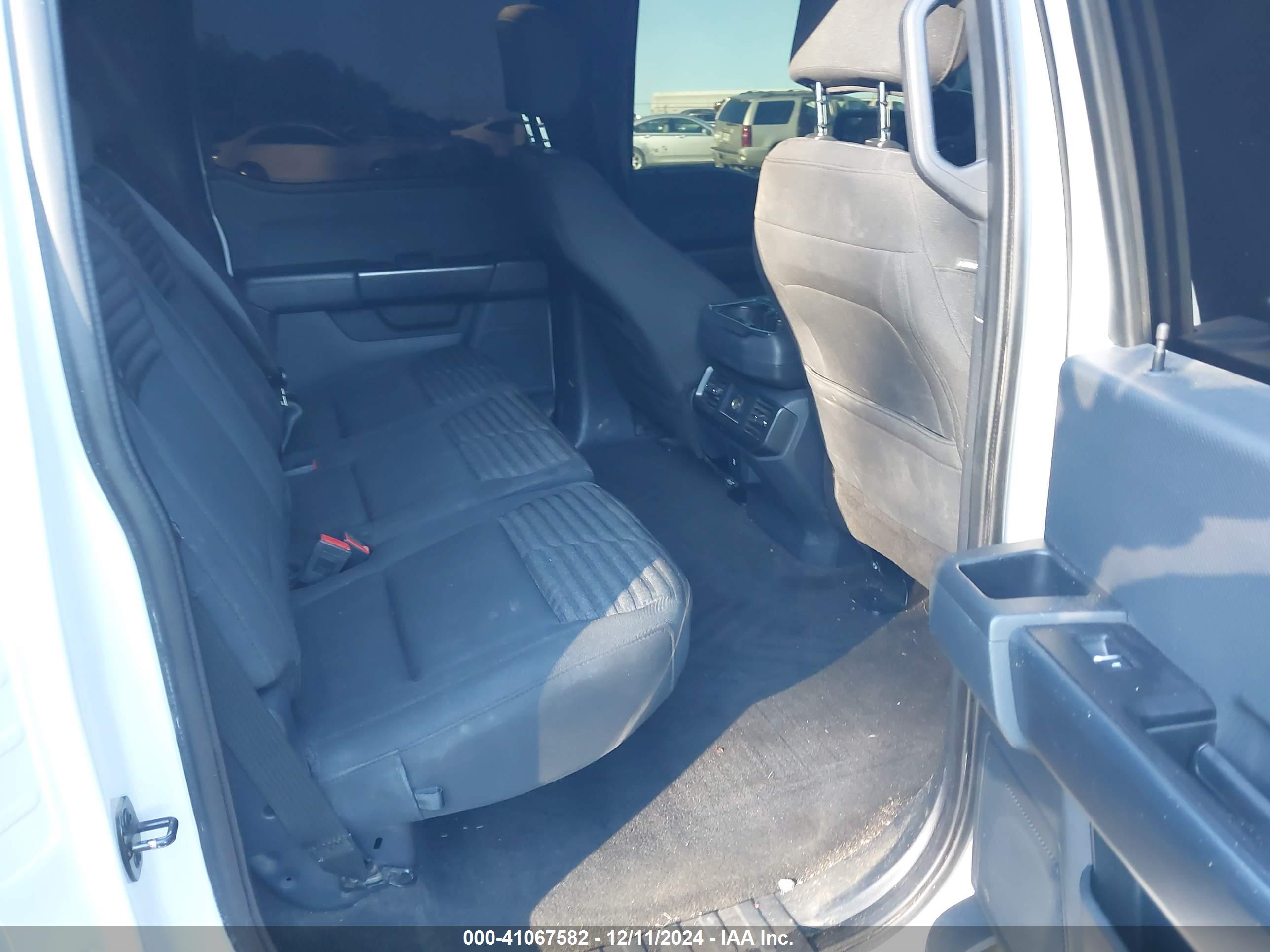 FORD F-150 image 8