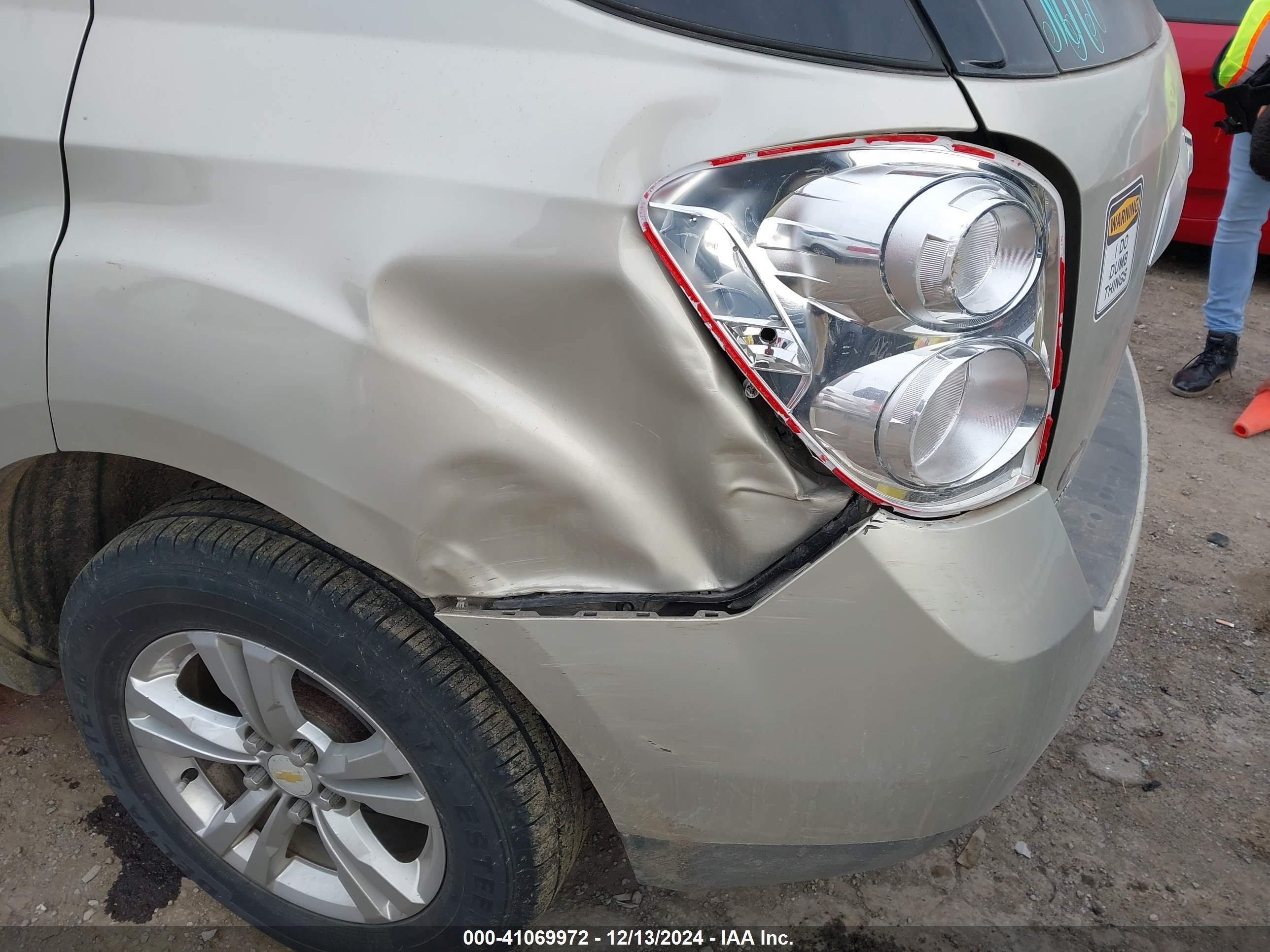 CHEVROLET EQUINOX image 6
