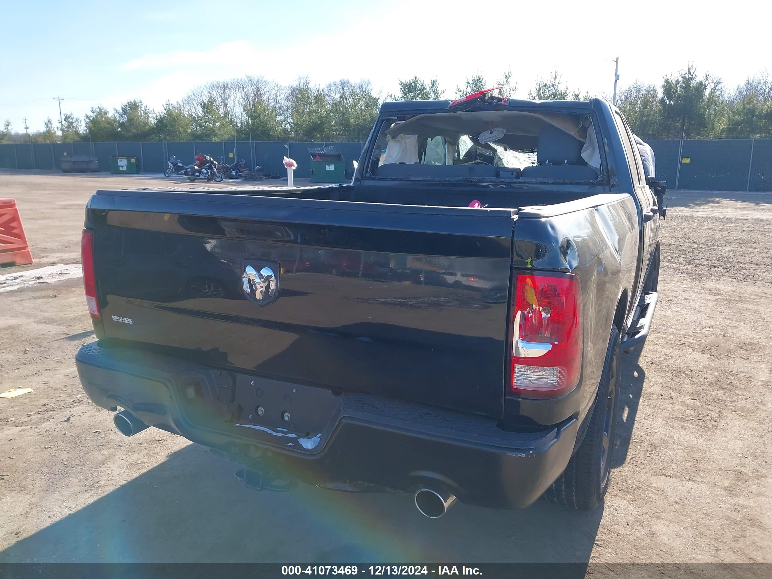 RAM 1500 image 4