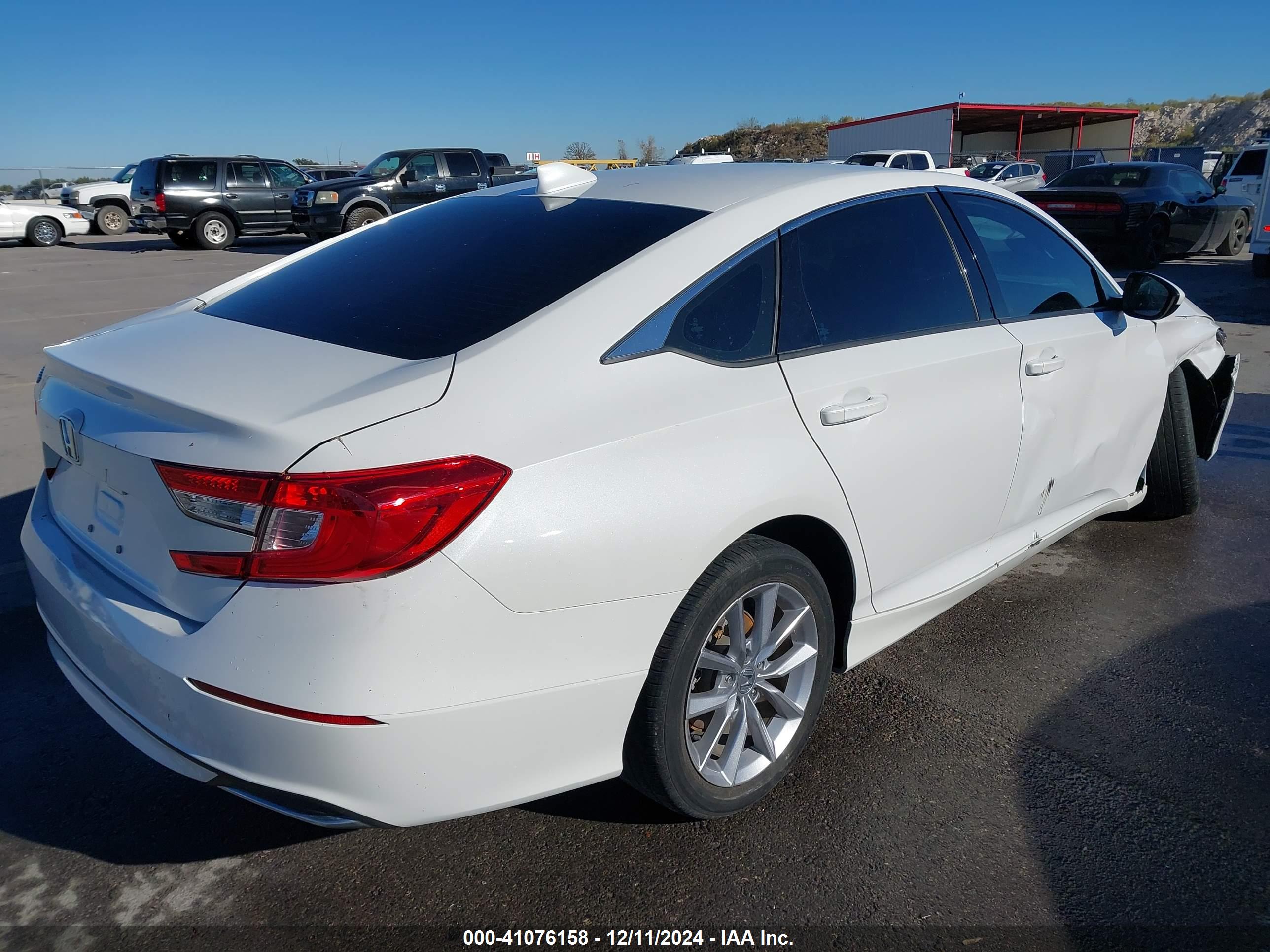 HONDA ACCORD image 4