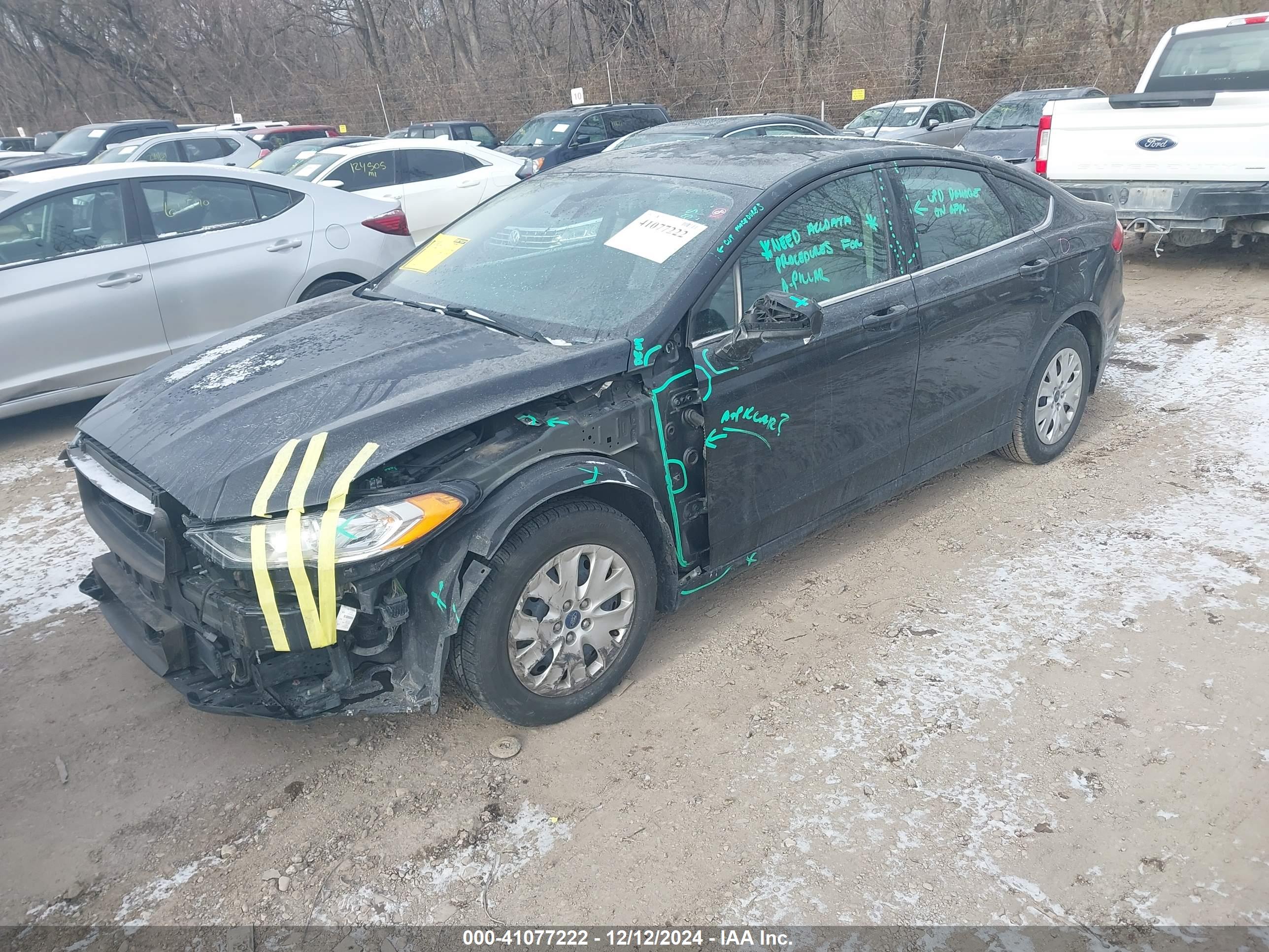 FORD FUSION image 2