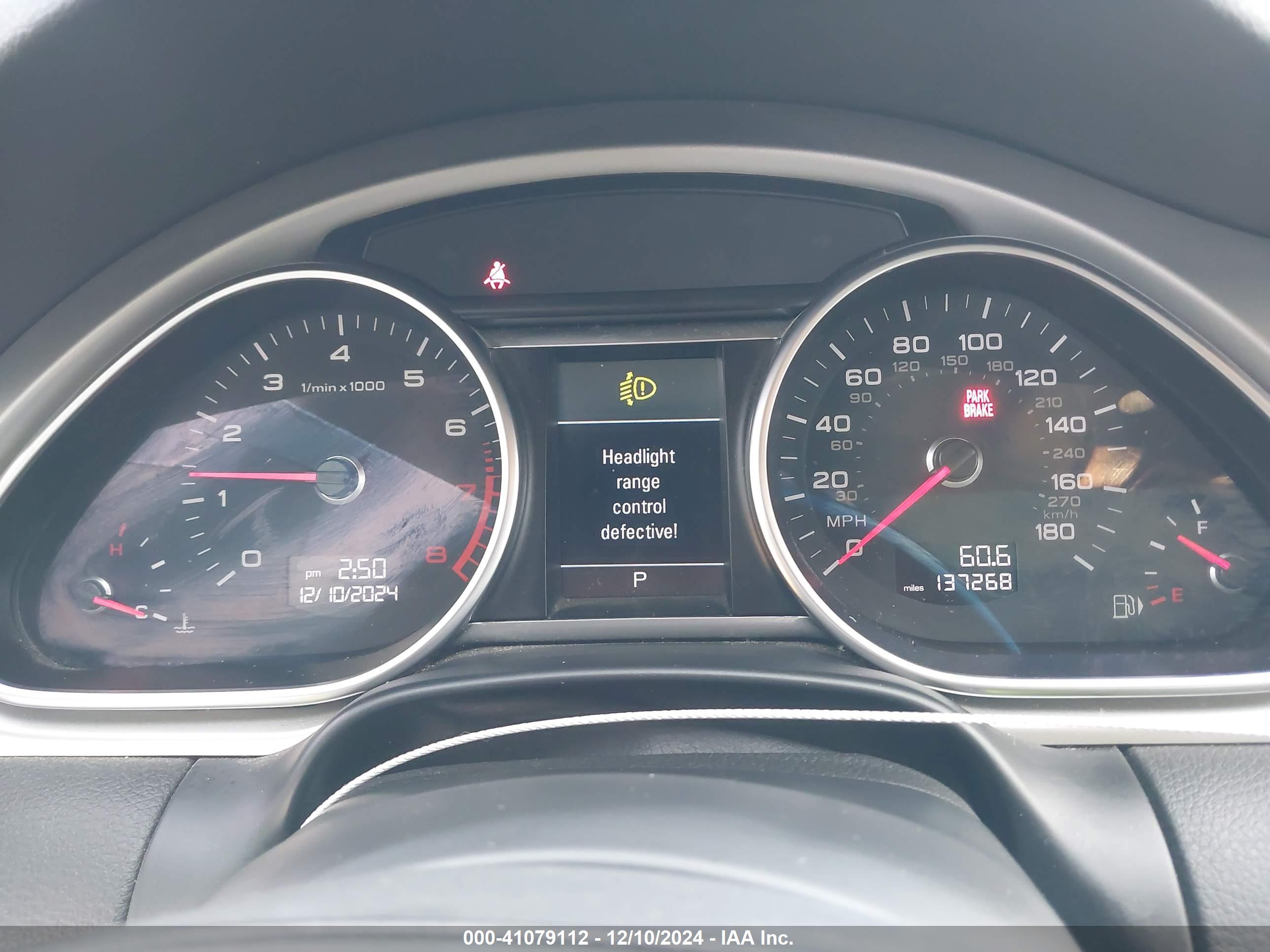 AUDI Q7 image 7