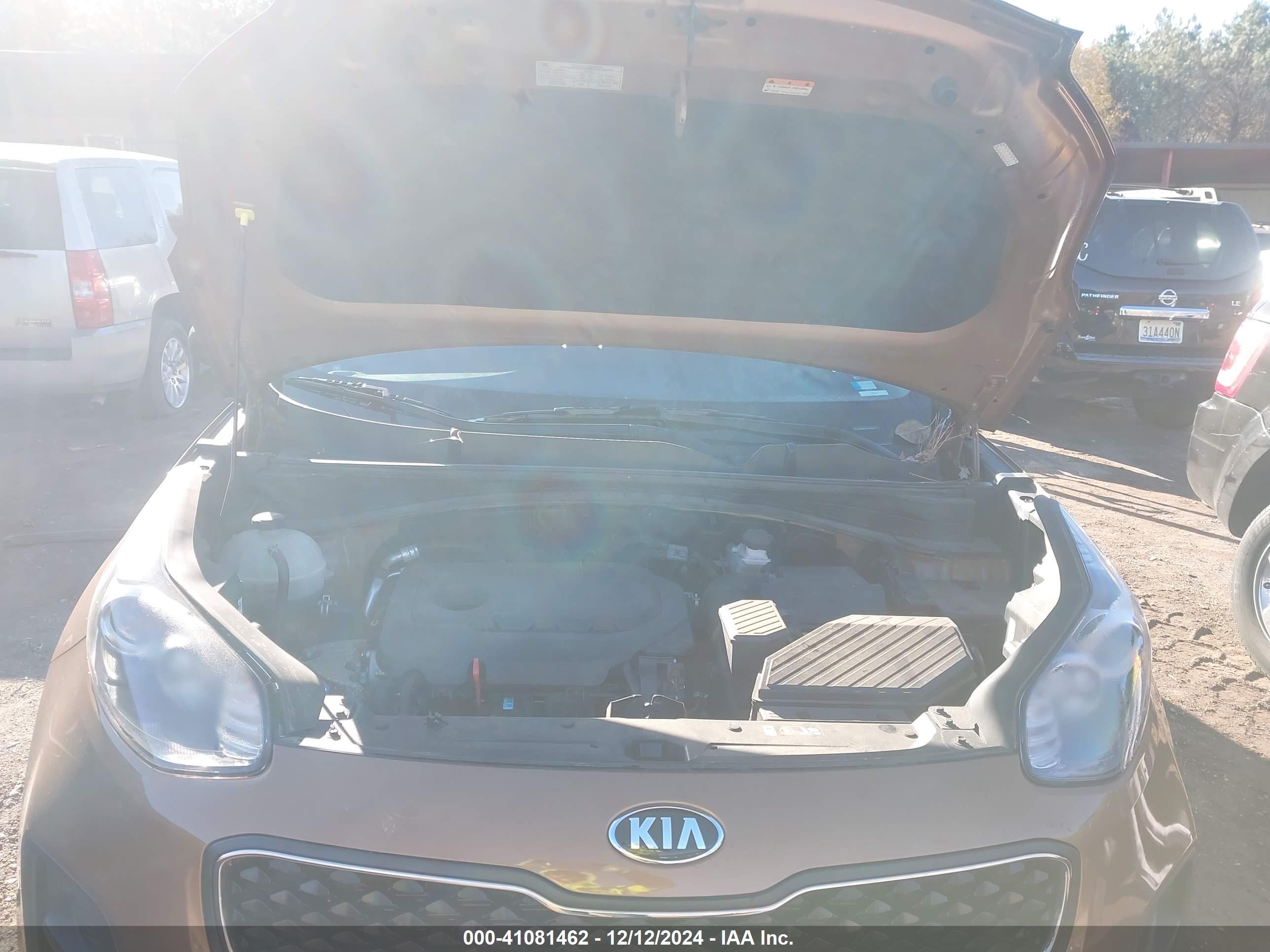 KIA SPORTAGE image 10