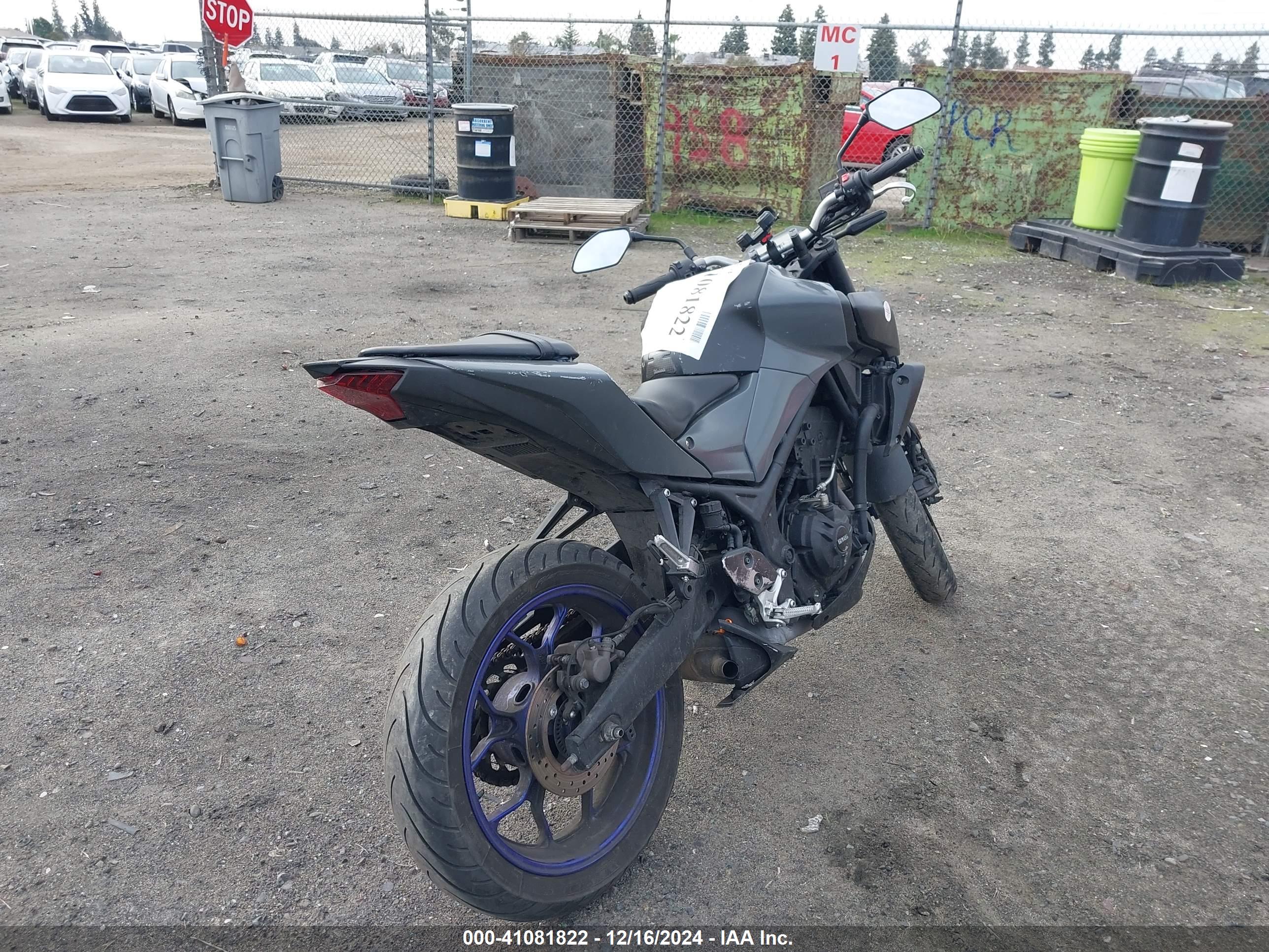 YAMAHA MT-03 image 4