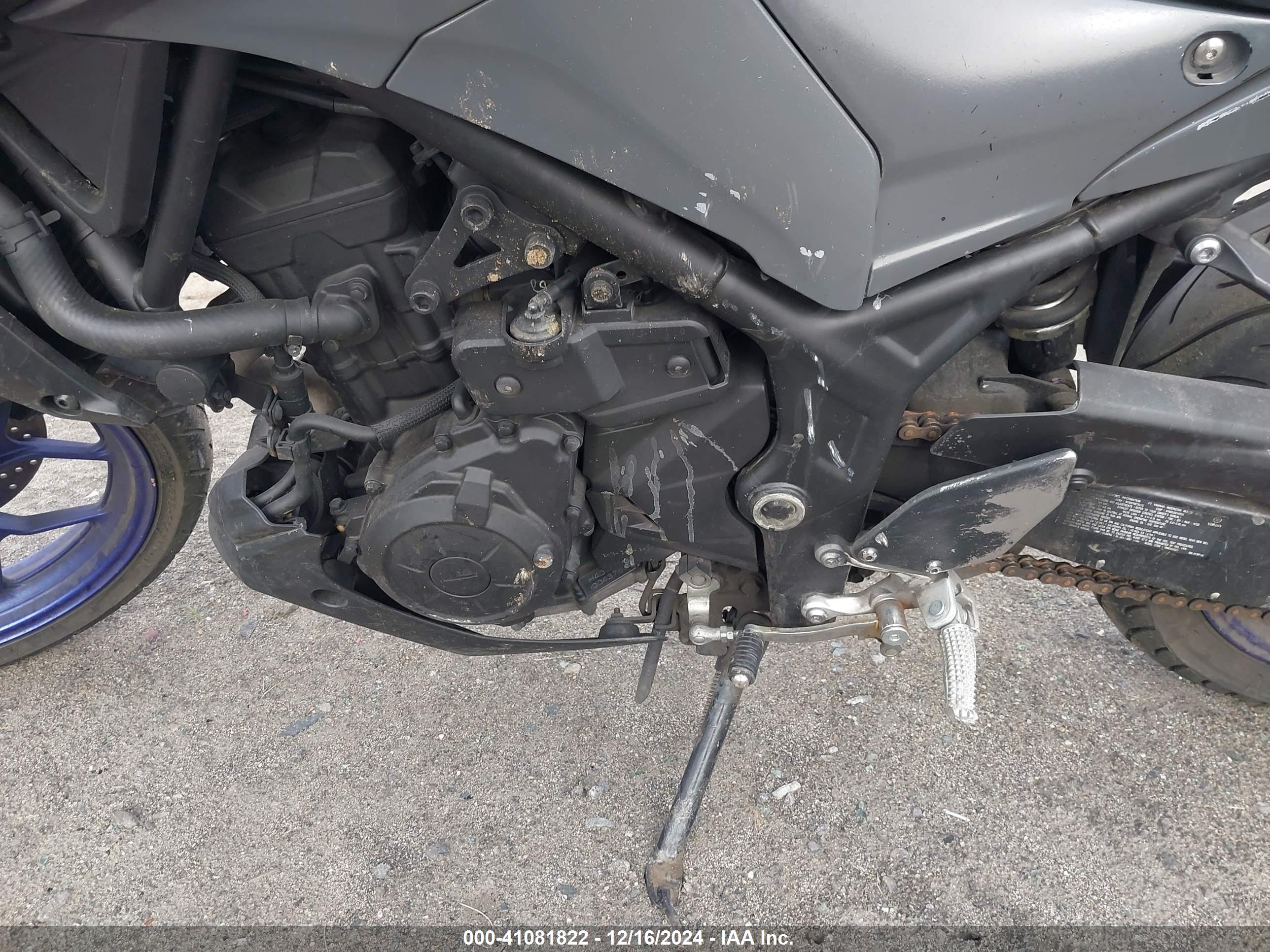 YAMAHA MT-03 image 9