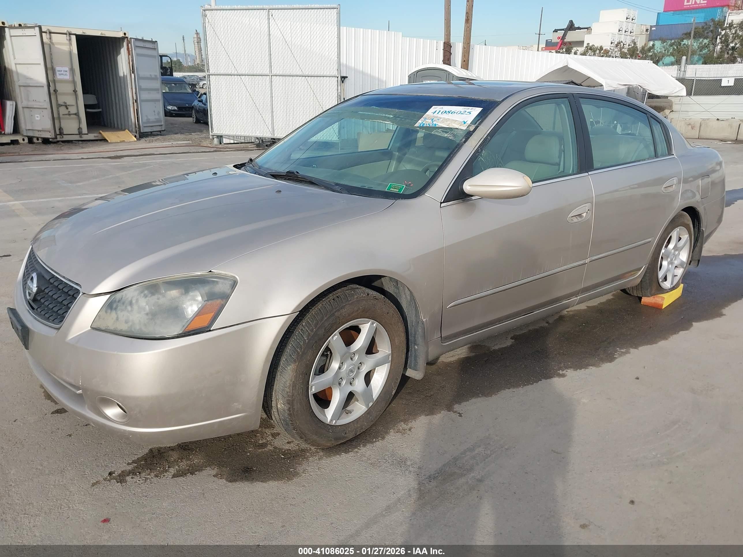 NISSAN ALTIMA image 2