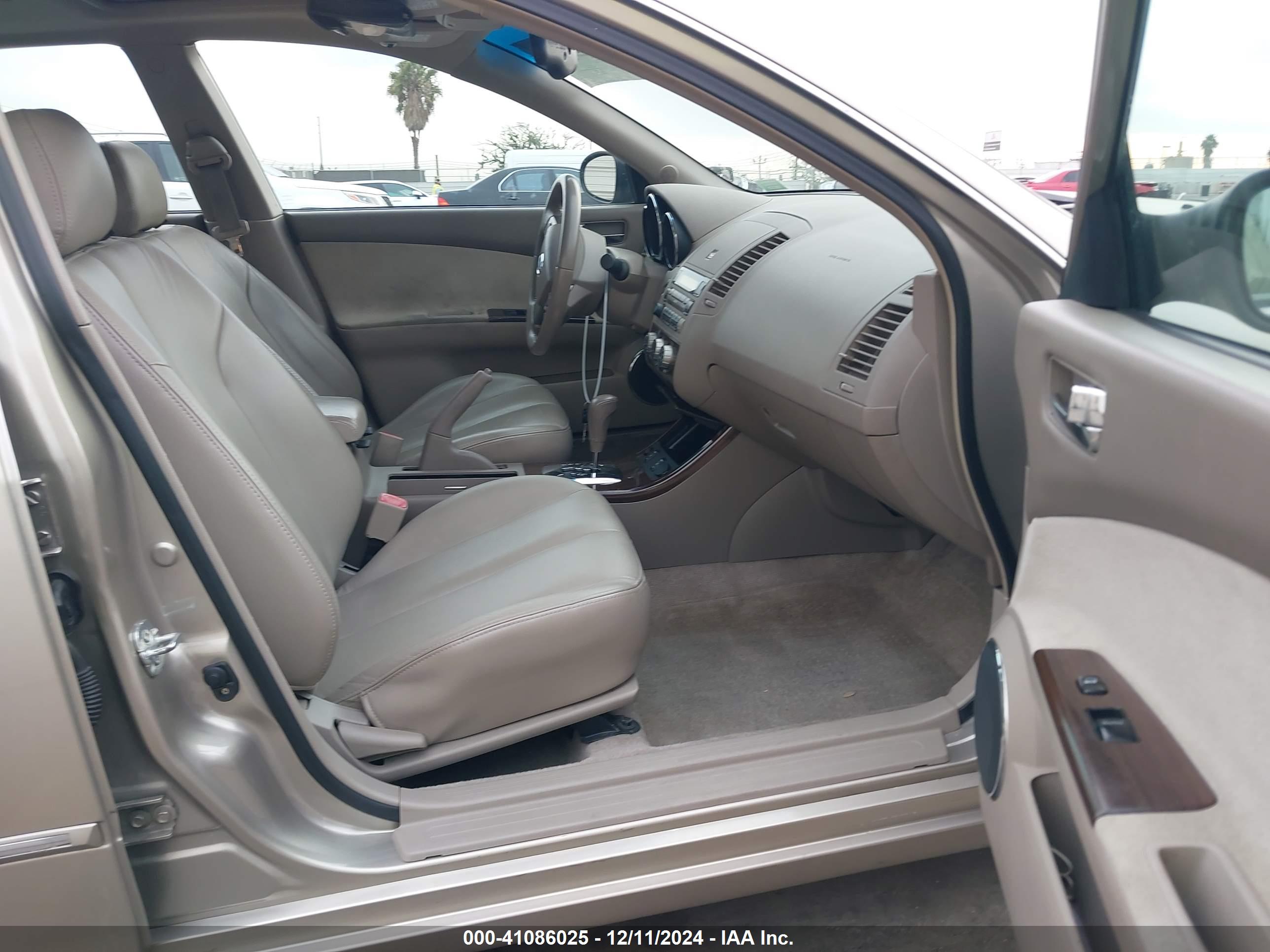 NISSAN ALTIMA image 5