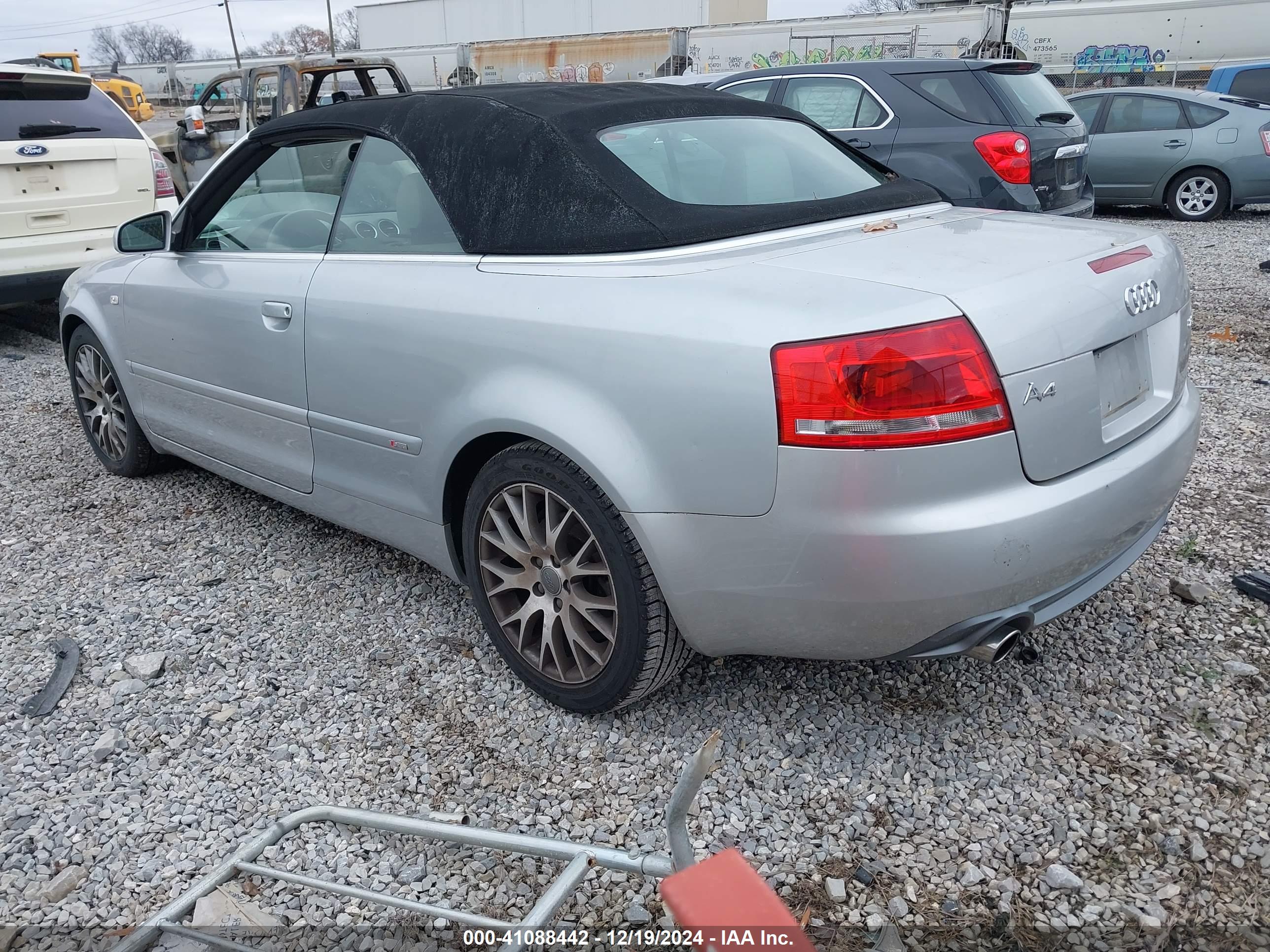 AUDI A4 image 3