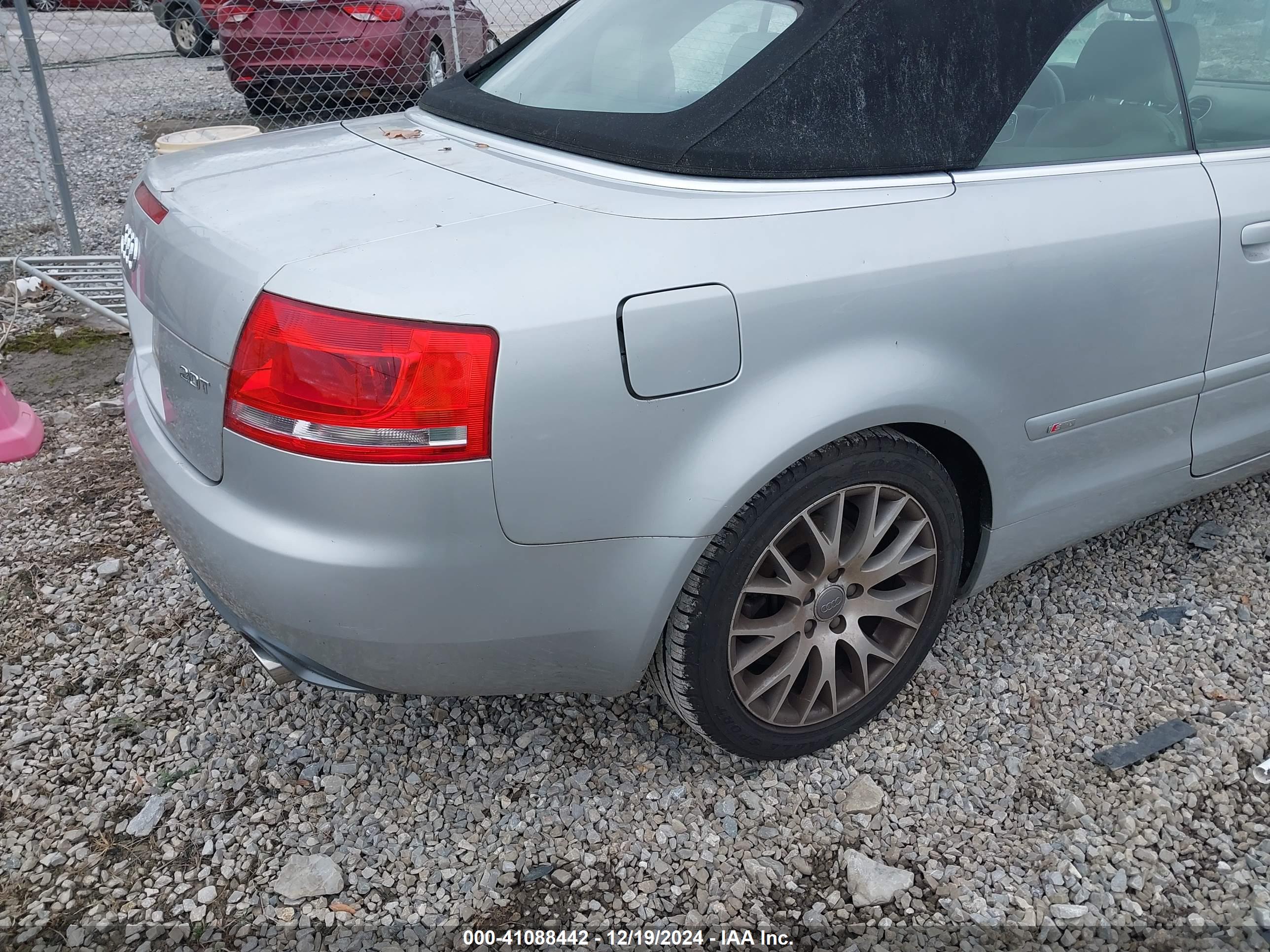 AUDI A4 image 4