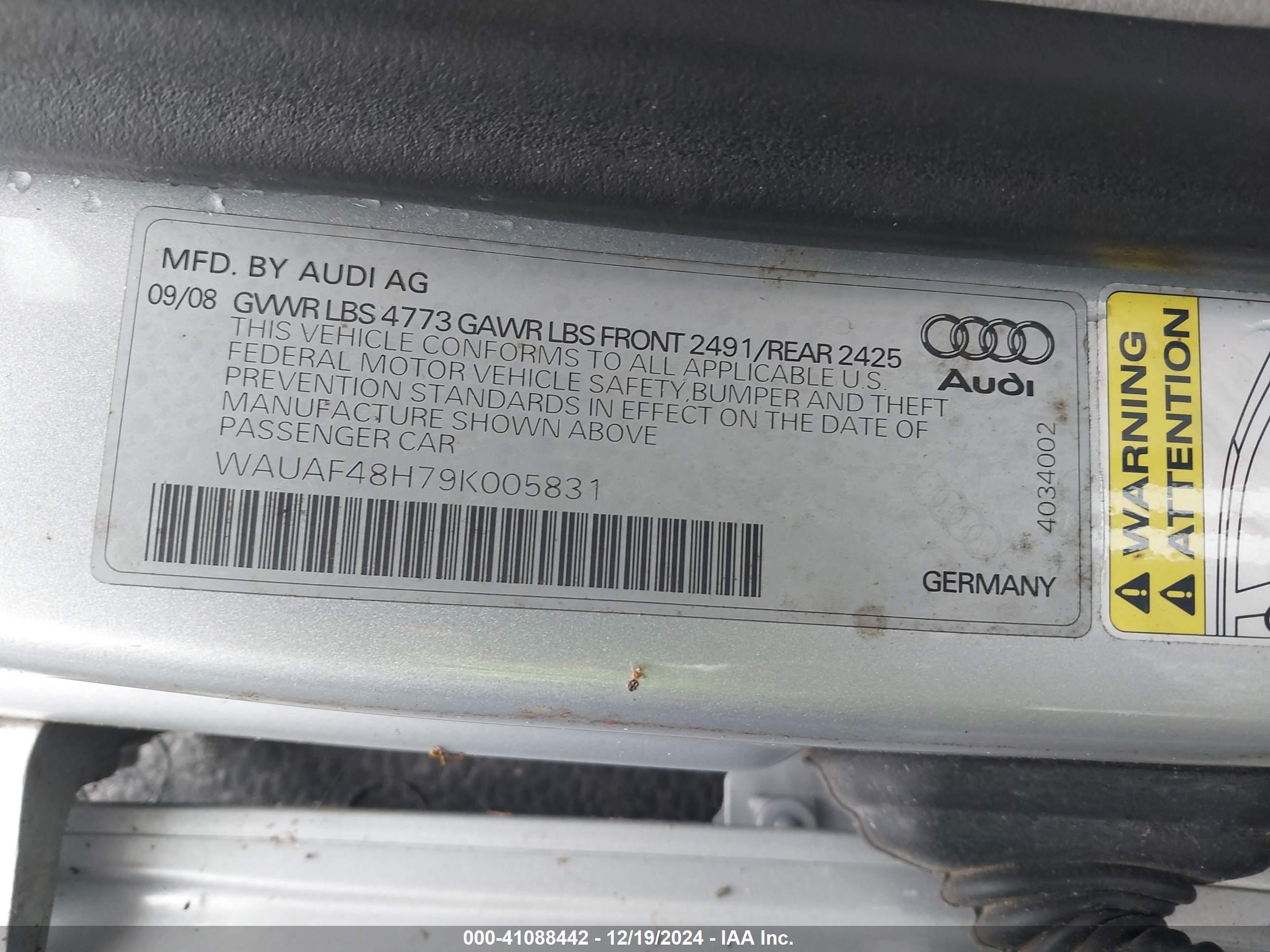 AUDI A4 image 9