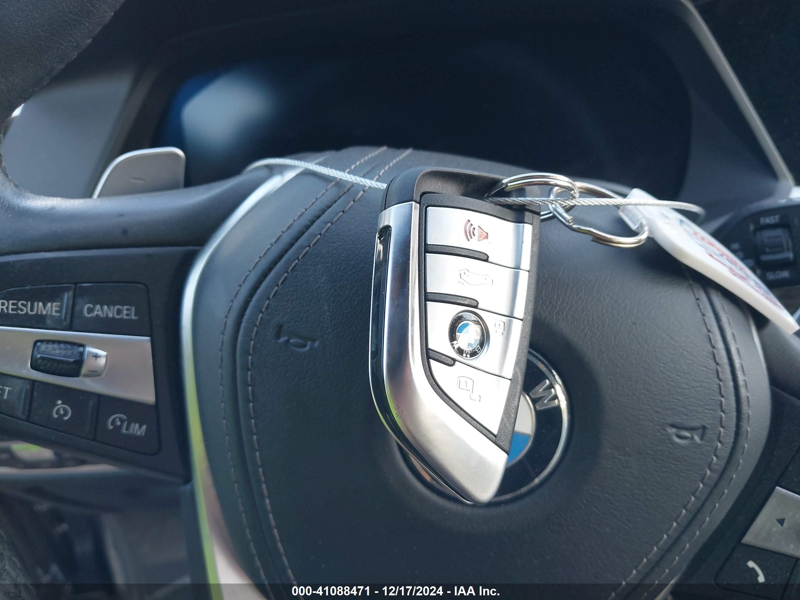 BMW X5 image 11