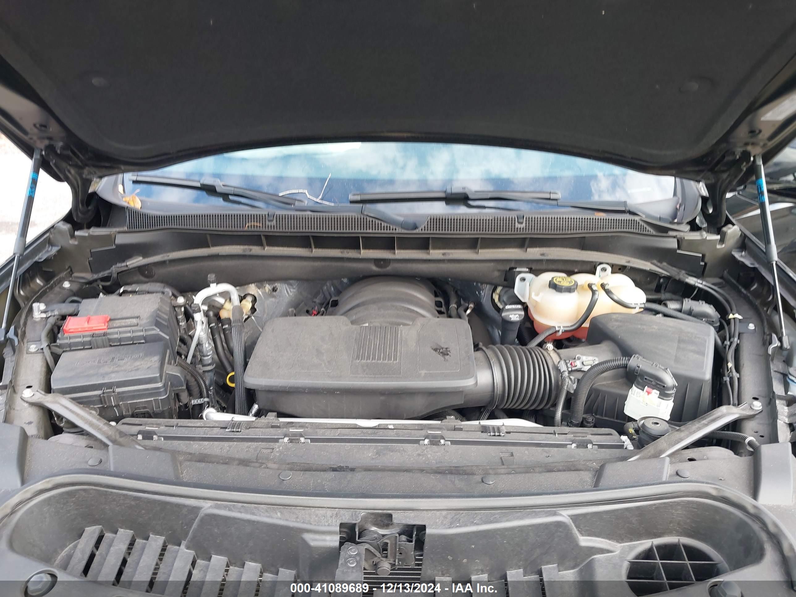 CHEVROLET TAHOE image 10