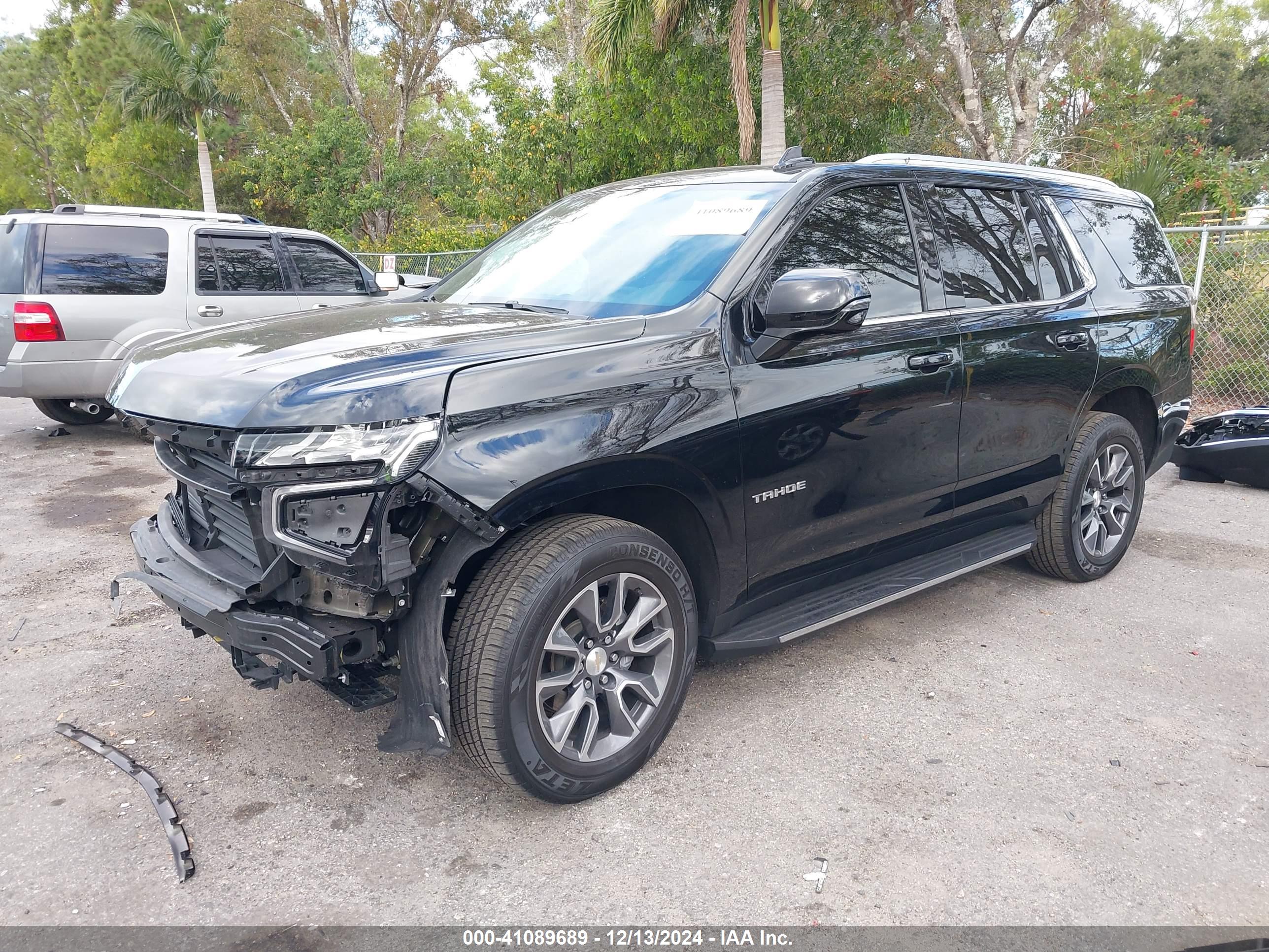 CHEVROLET TAHOE image 2