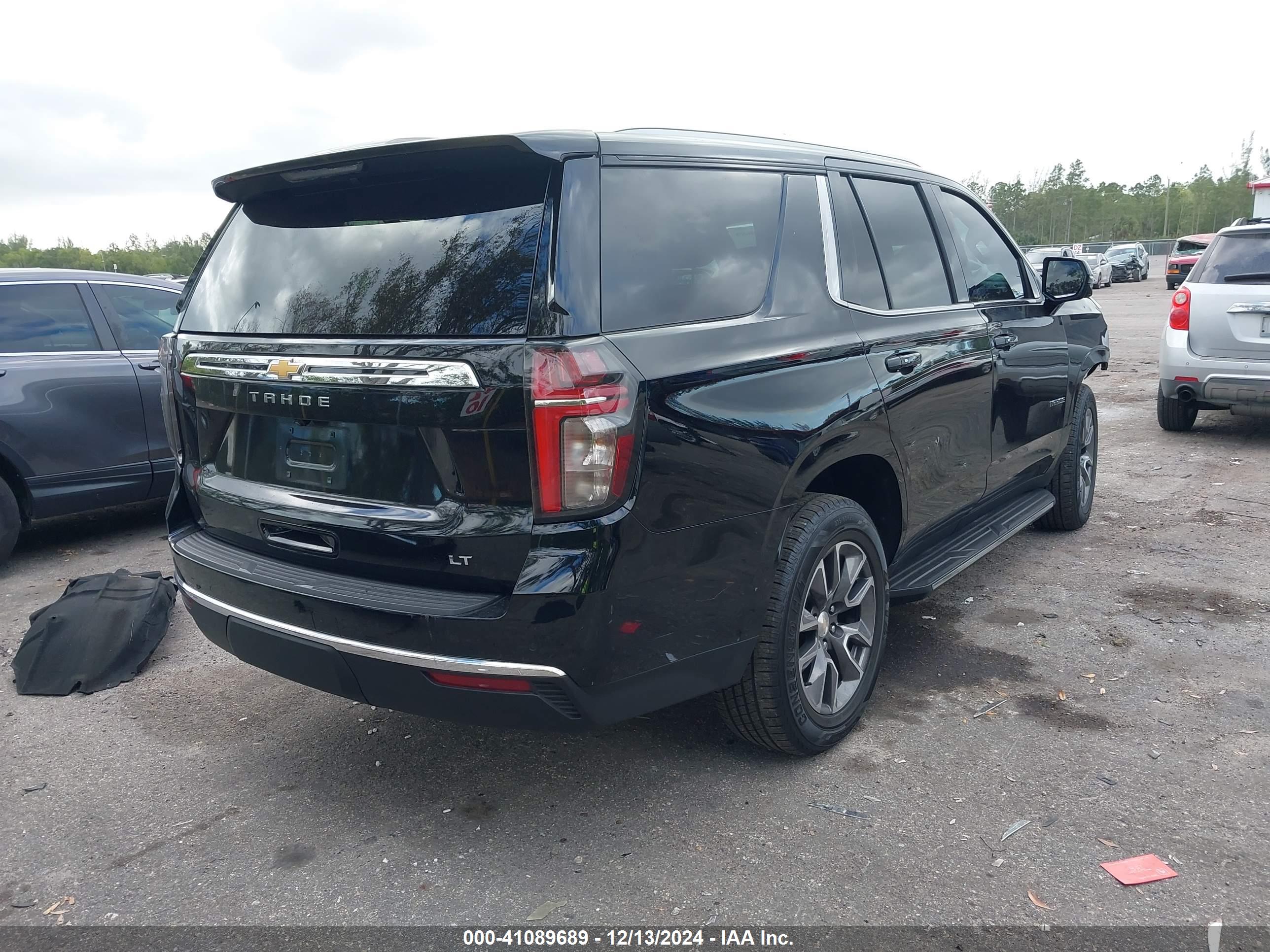 CHEVROLET TAHOE image 4