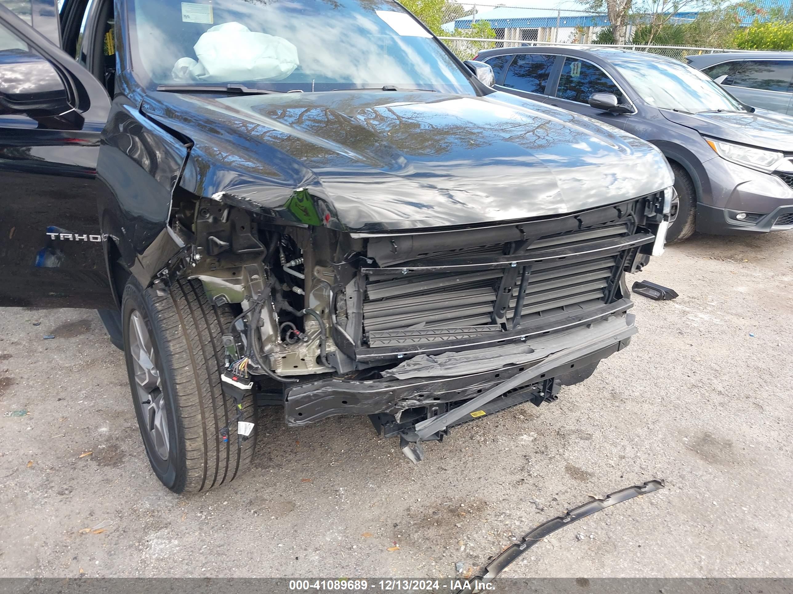 CHEVROLET TAHOE image 6