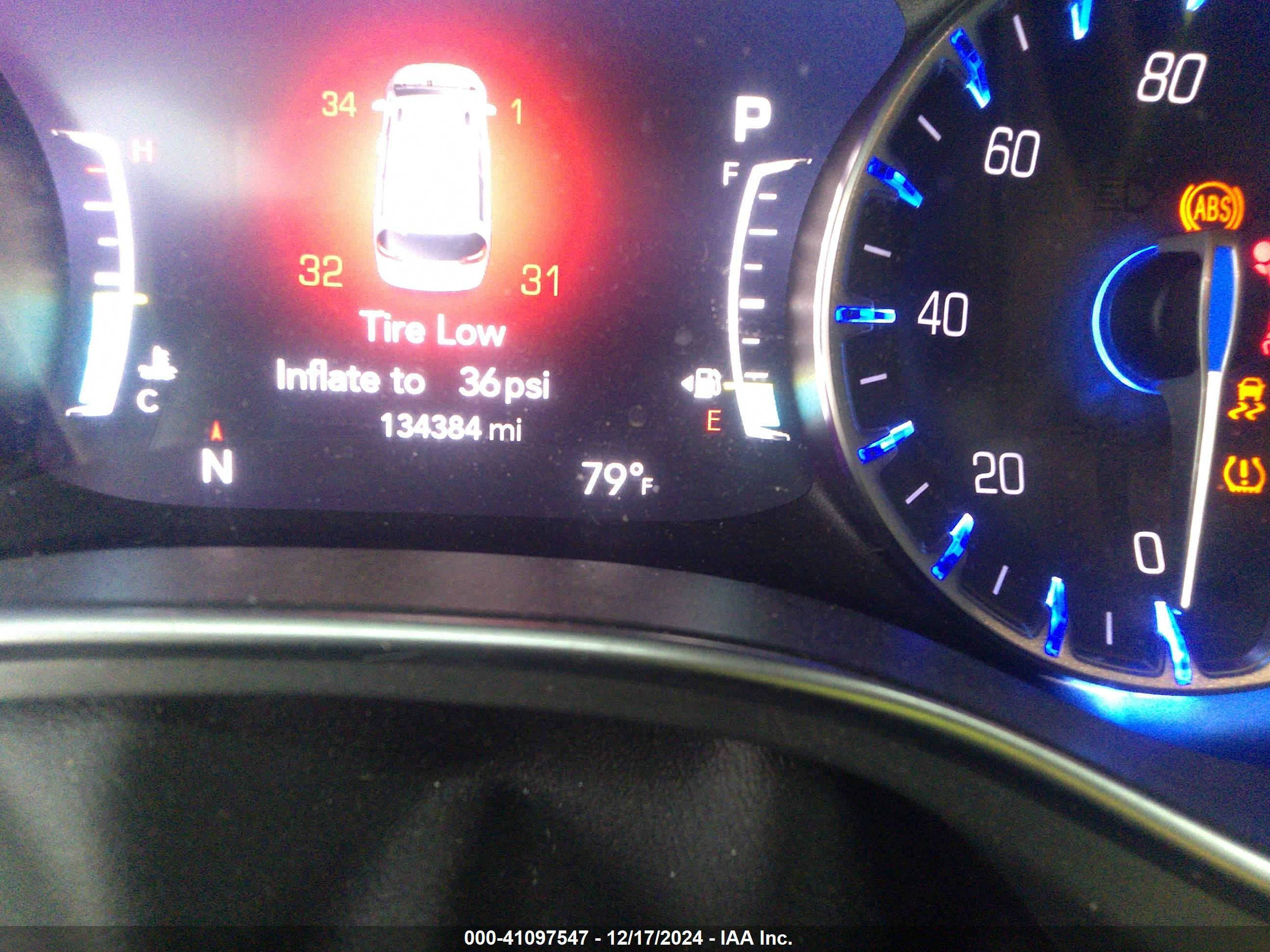 CHRYSLER PACIFICA image 7